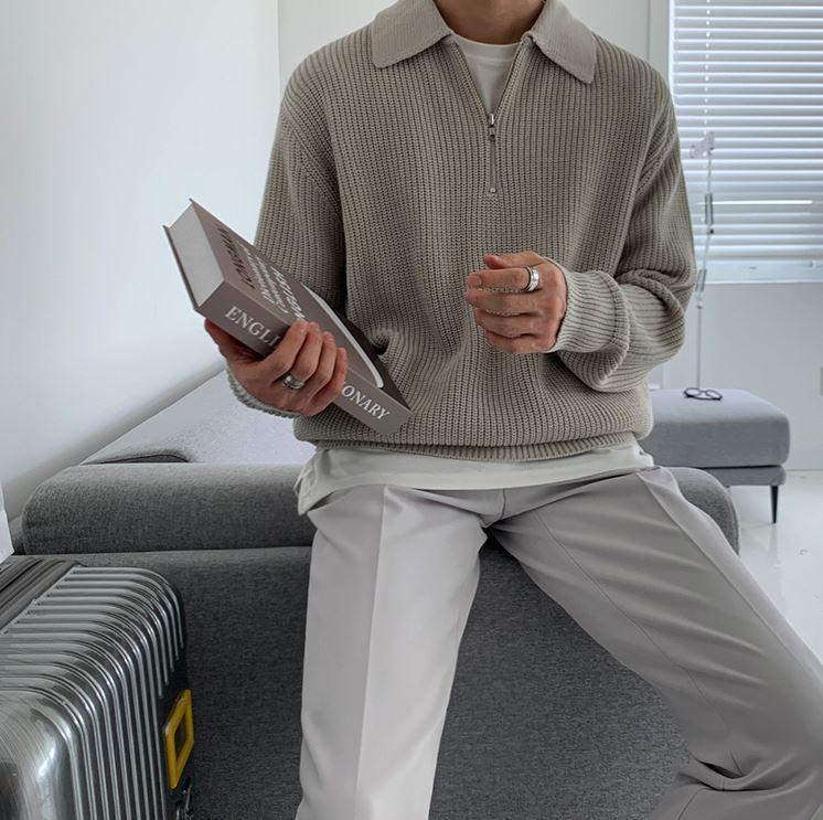 RT No. 6151 KNITTED HALF ZIP-UP COLLAR SWEATER Product Image