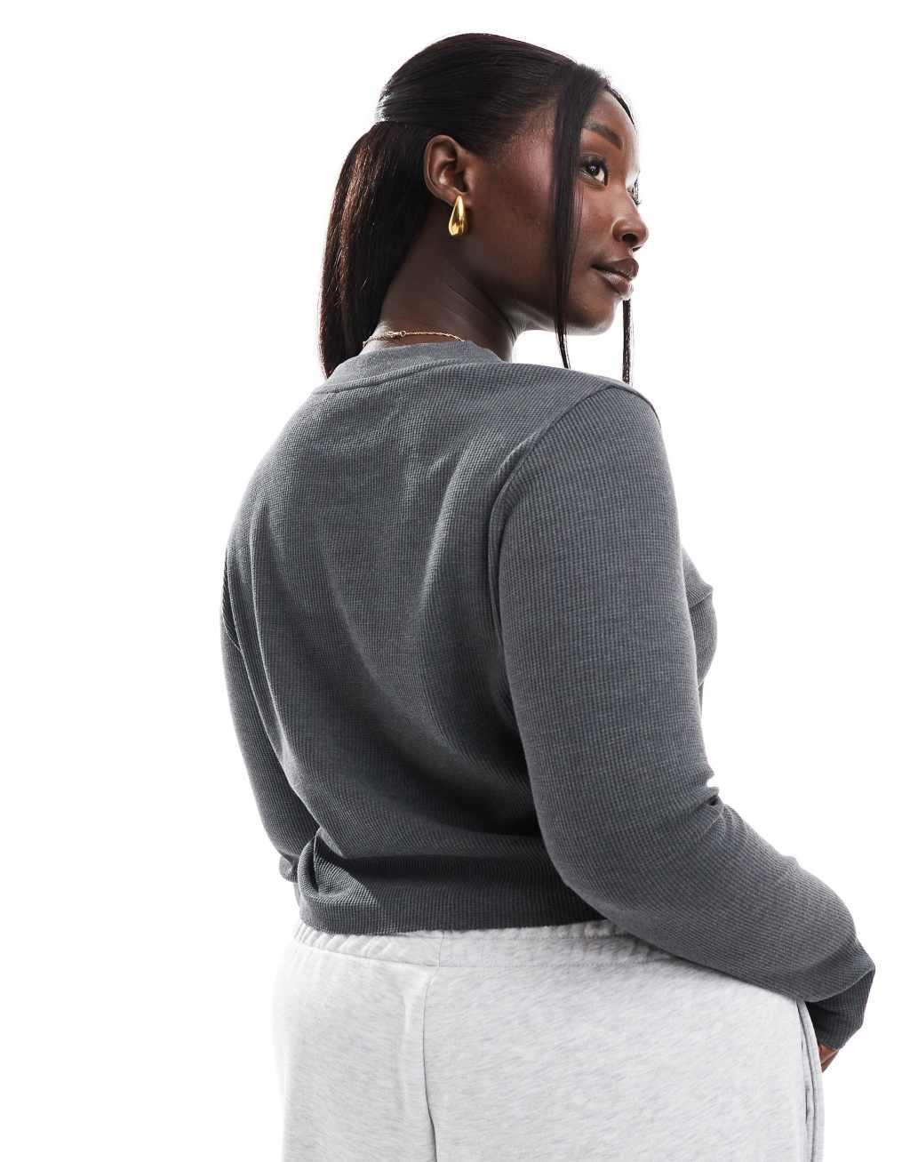 ASOS DESIGN Curve long sleeve waffle knit henley t-shirt in charcoal Product Image