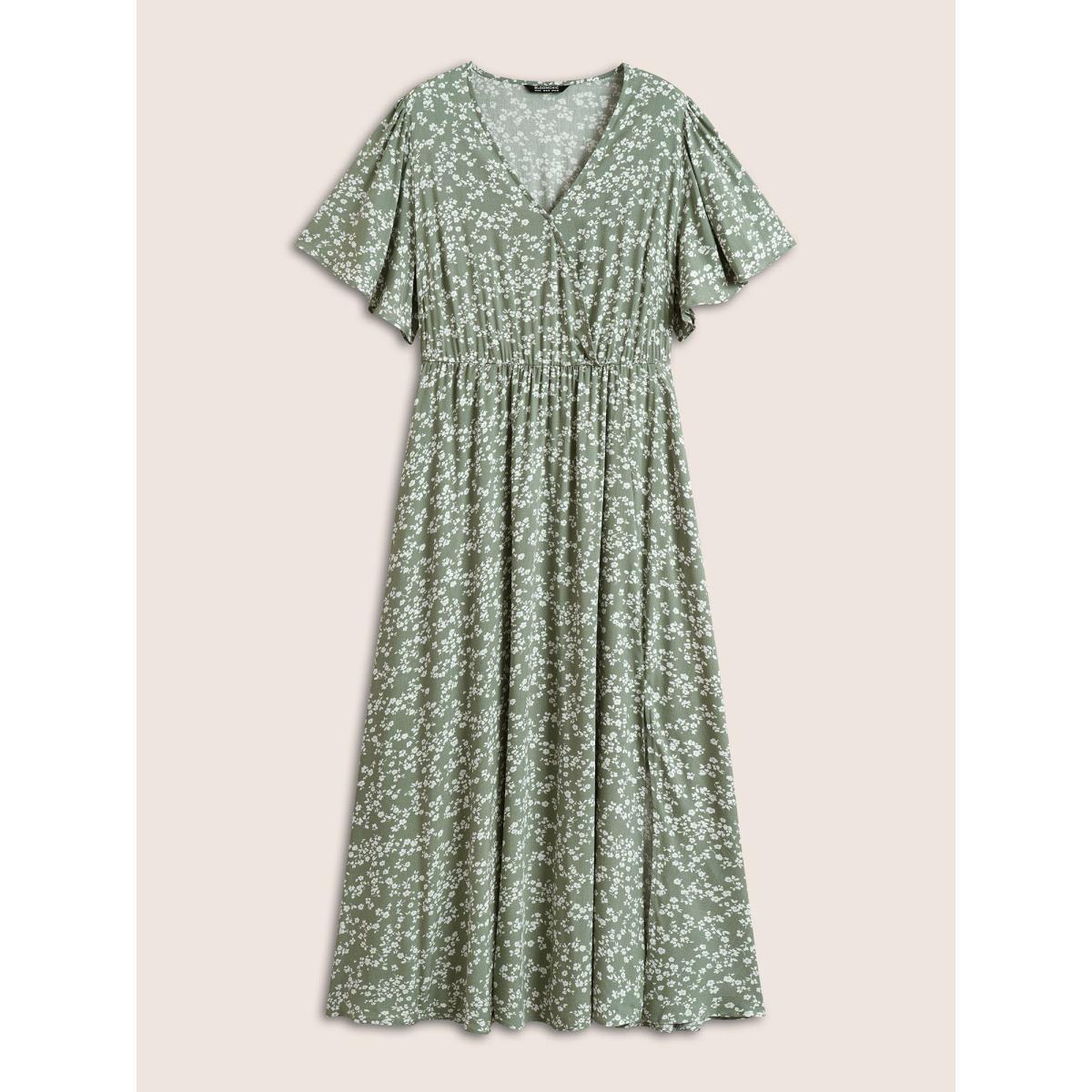 Ditsy Floral Printed Vintage Plus Size Women Vacation Long Dress Ruffle Sleeve Half Sleeve V Neck Pocket Elegance Dresses BloomChic Product Image