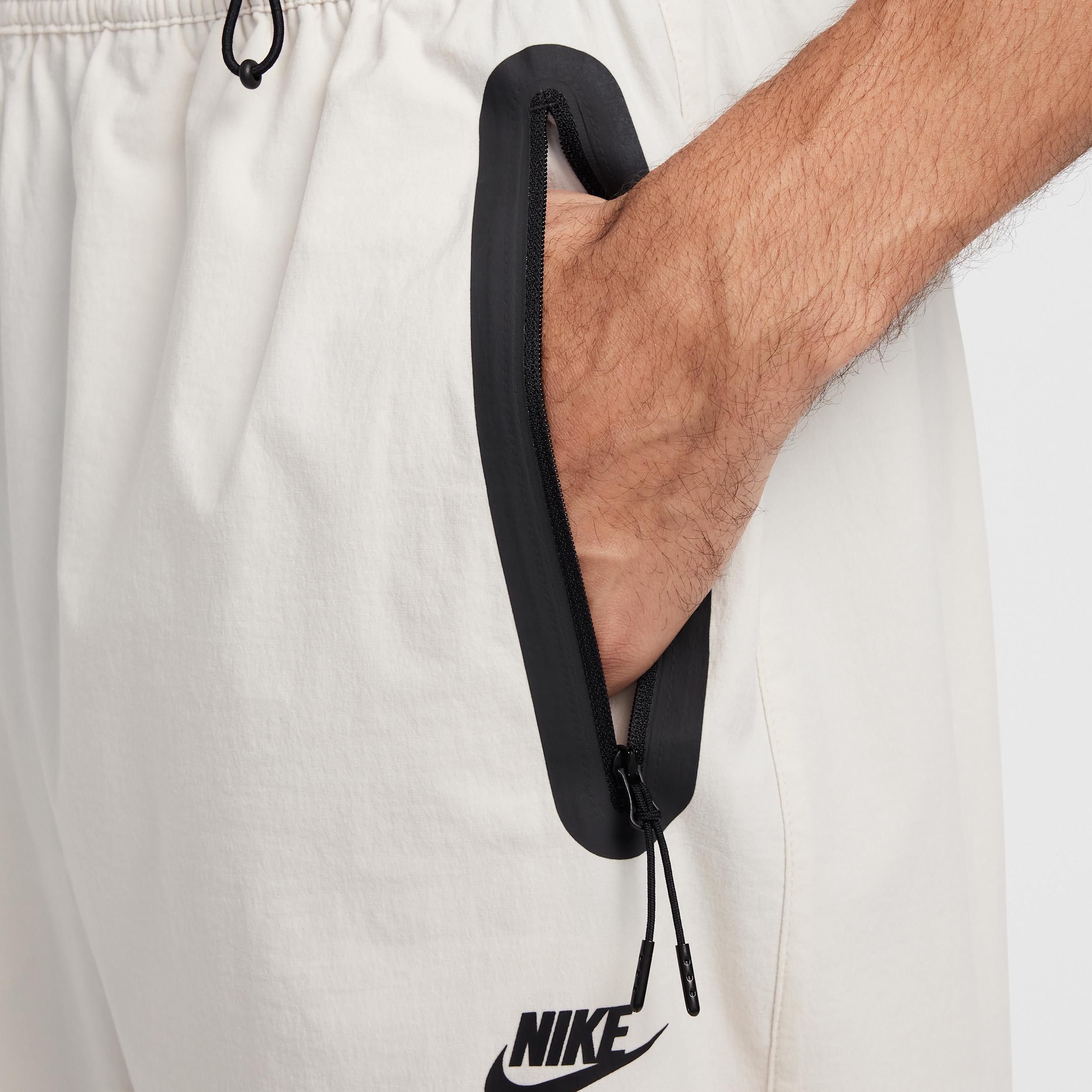 Nike Tech Men's Woven Oversized Pants Product Image