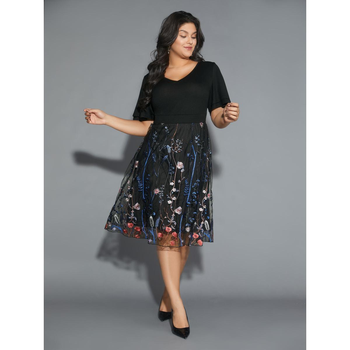 Plus Size V Neck Mesh Embroidered Patch Dress Black Women Cocktail Texture Party Curvy Bloomchic 30/6X Product Image
