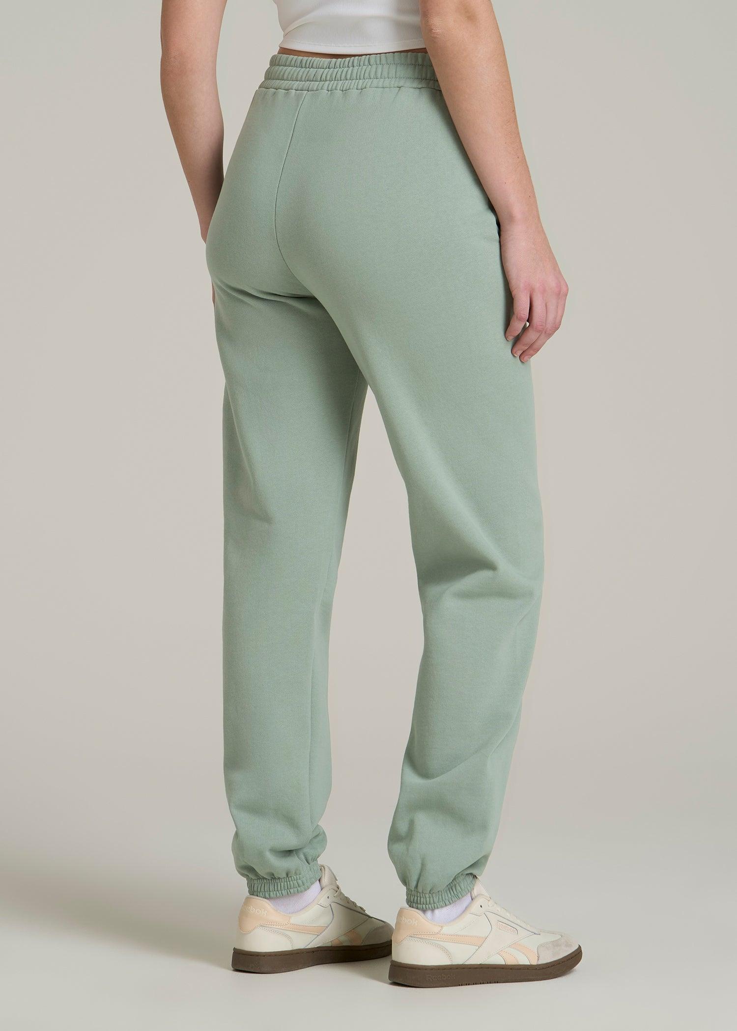 Wearever Fleece Relaxed Women's Tall Sweatpants in Seagrass Product Image