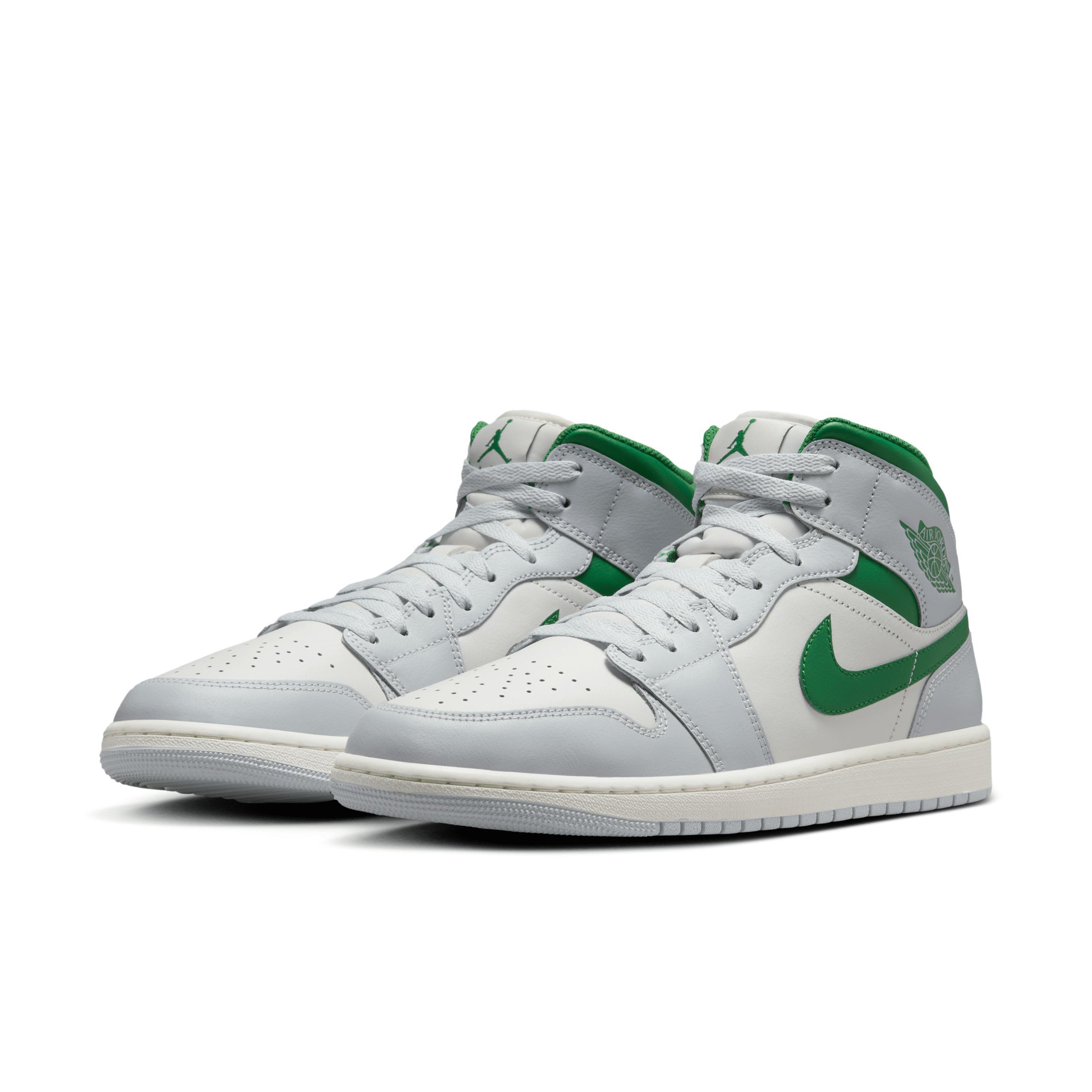 Mens Air Jordan 1 Mid Shoes Product Image