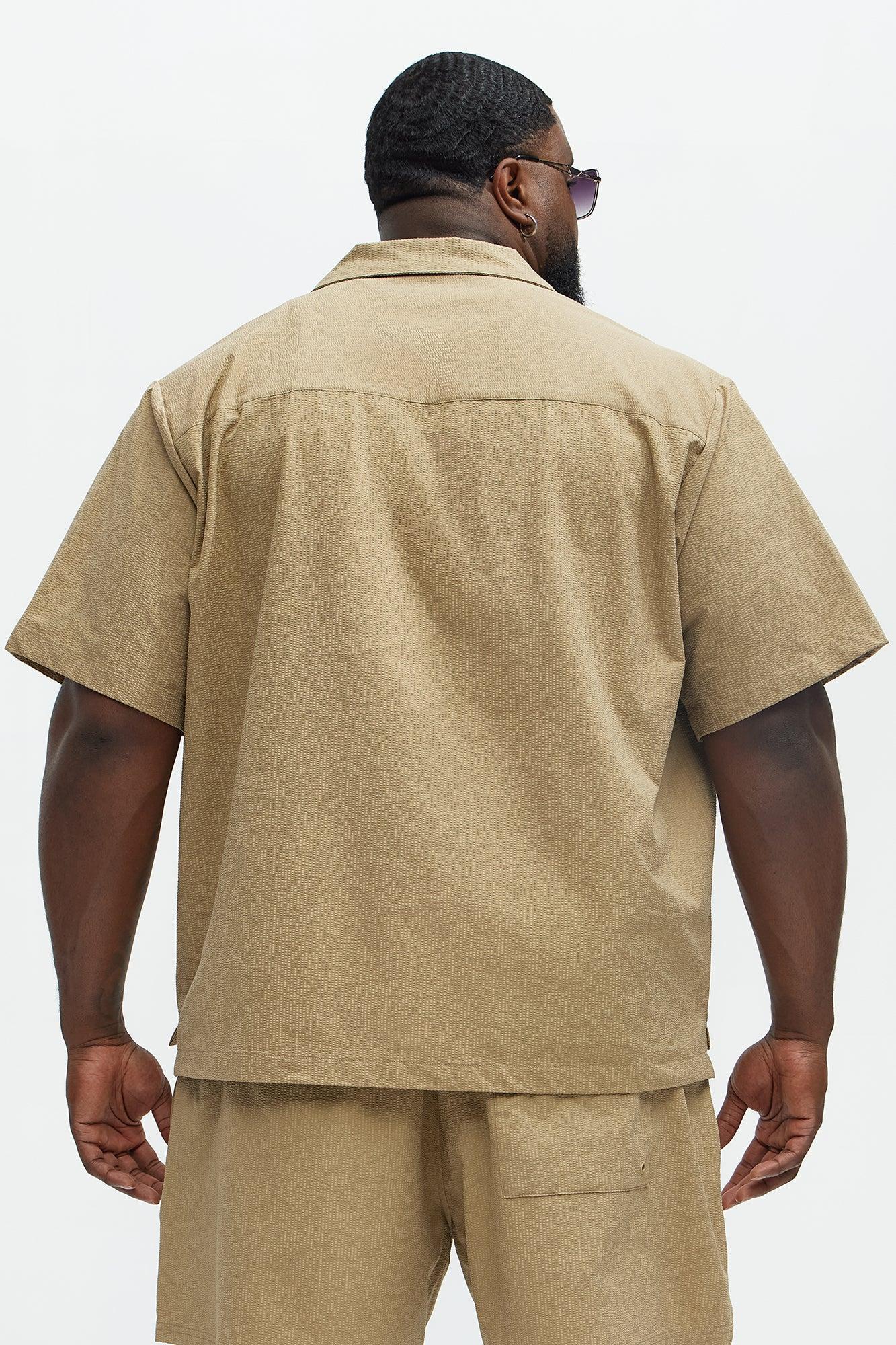 Seersucker Short Sleeve Cuban Collar Shirt - Khaki Product Image