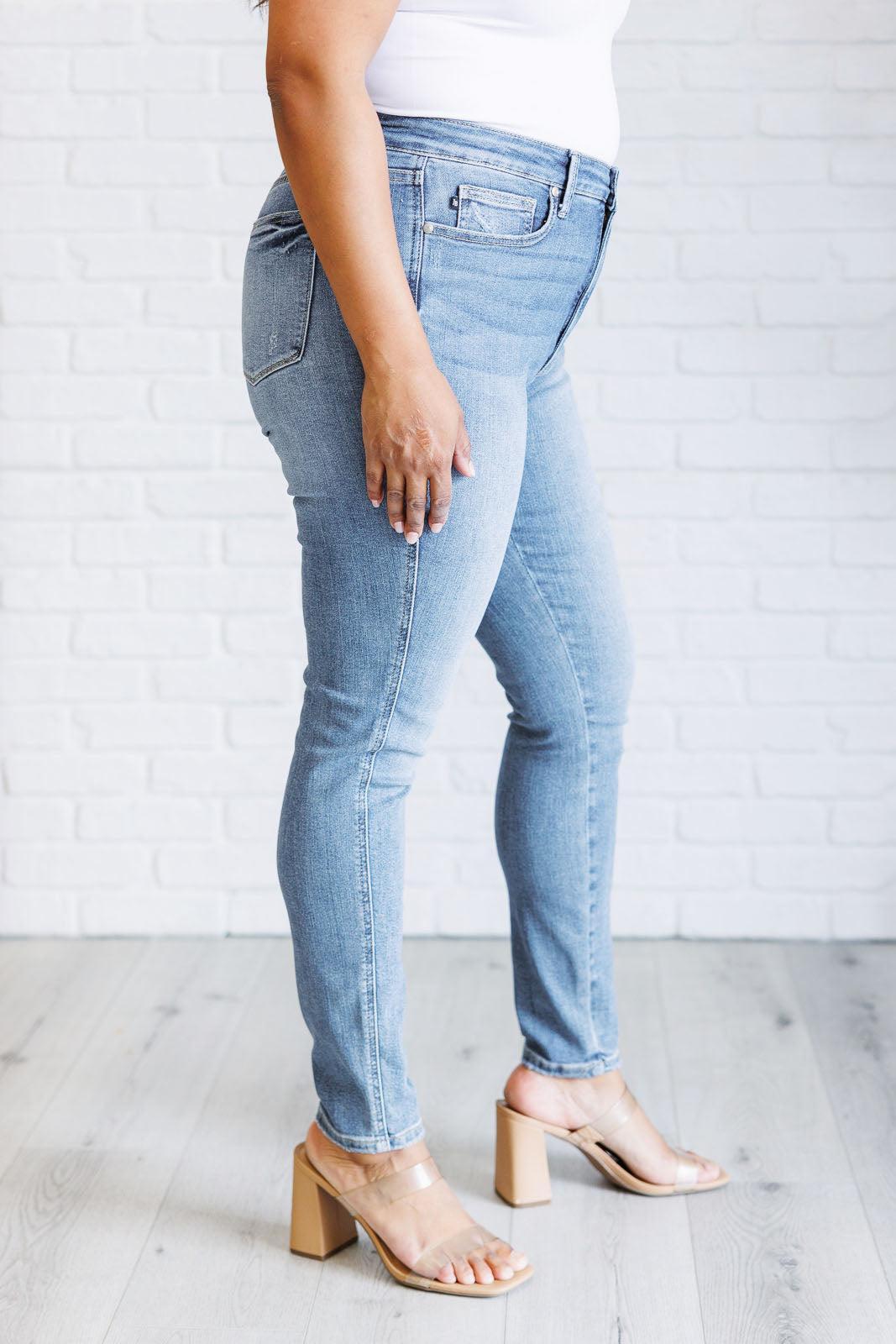 88767  Justine Hi-Rise Tummy Control Contrast Wash Skinny Judy Blue Jeans - ONLINE EXCLUSIVE! Product Image