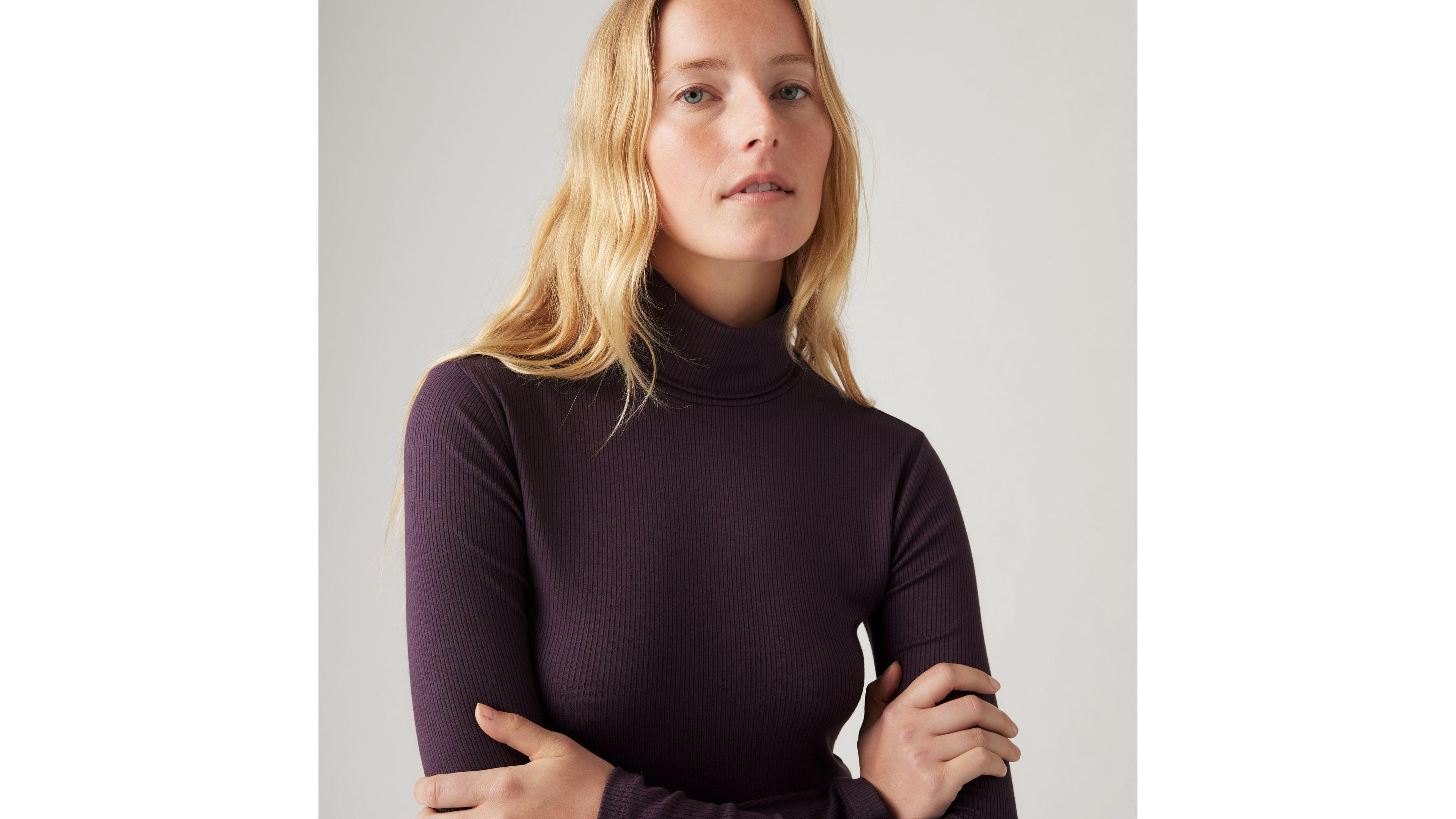 Dreamy Turtleneck Top Product Image