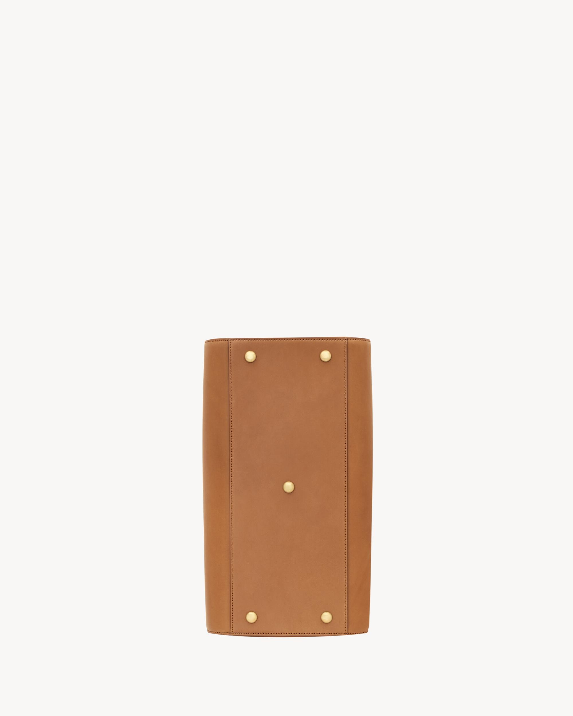 SAC DE JOUR in supple leather - LARGE Product Image