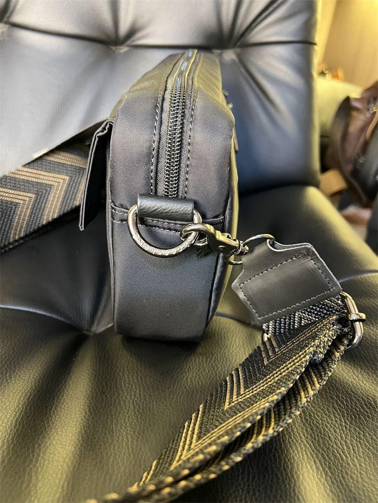 Multi-Pocket Crossbody Bag Product Image