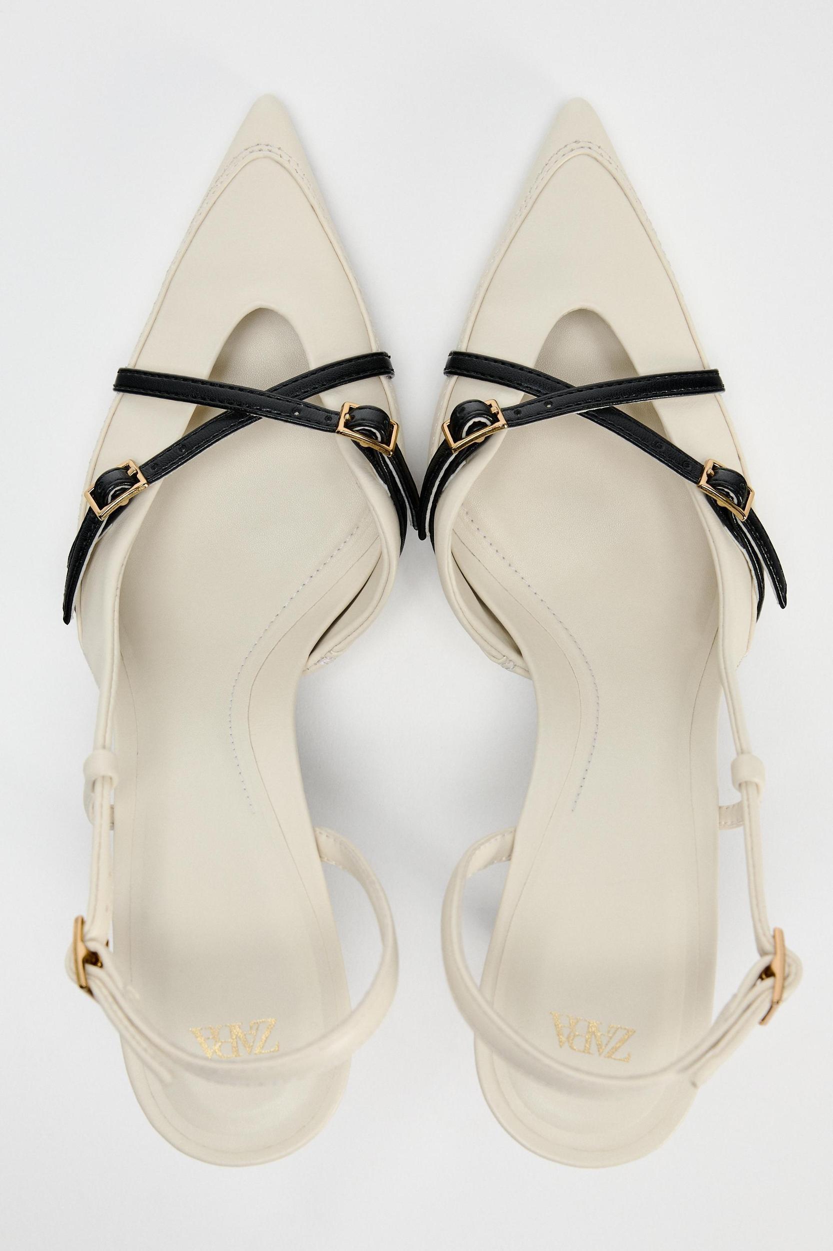 BUCKLED STRAP HEELED SHOES Product Image