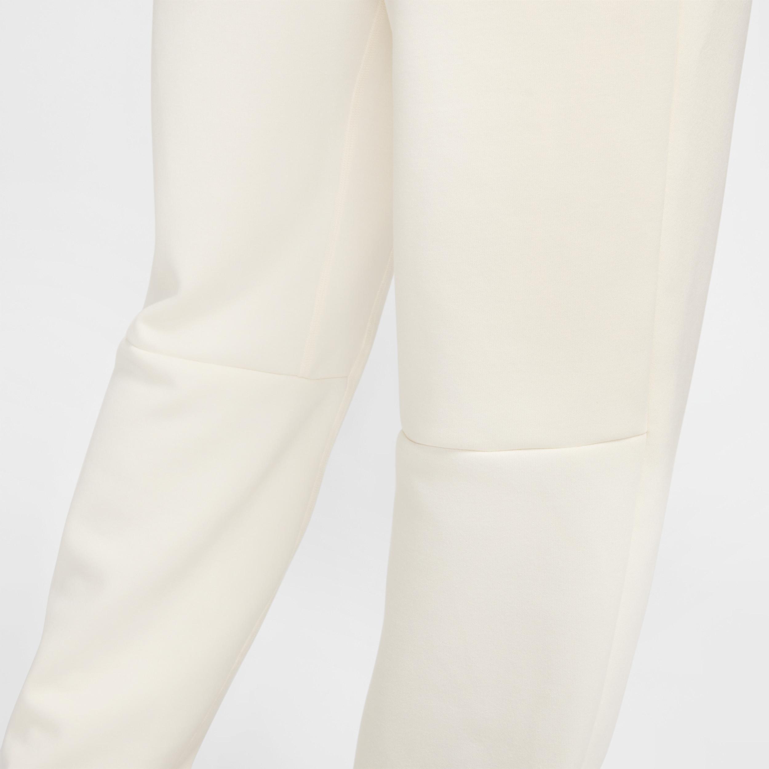 Nike Men's Primary Fleece Dri-FIT UV Tapered Performance Pants Product Image