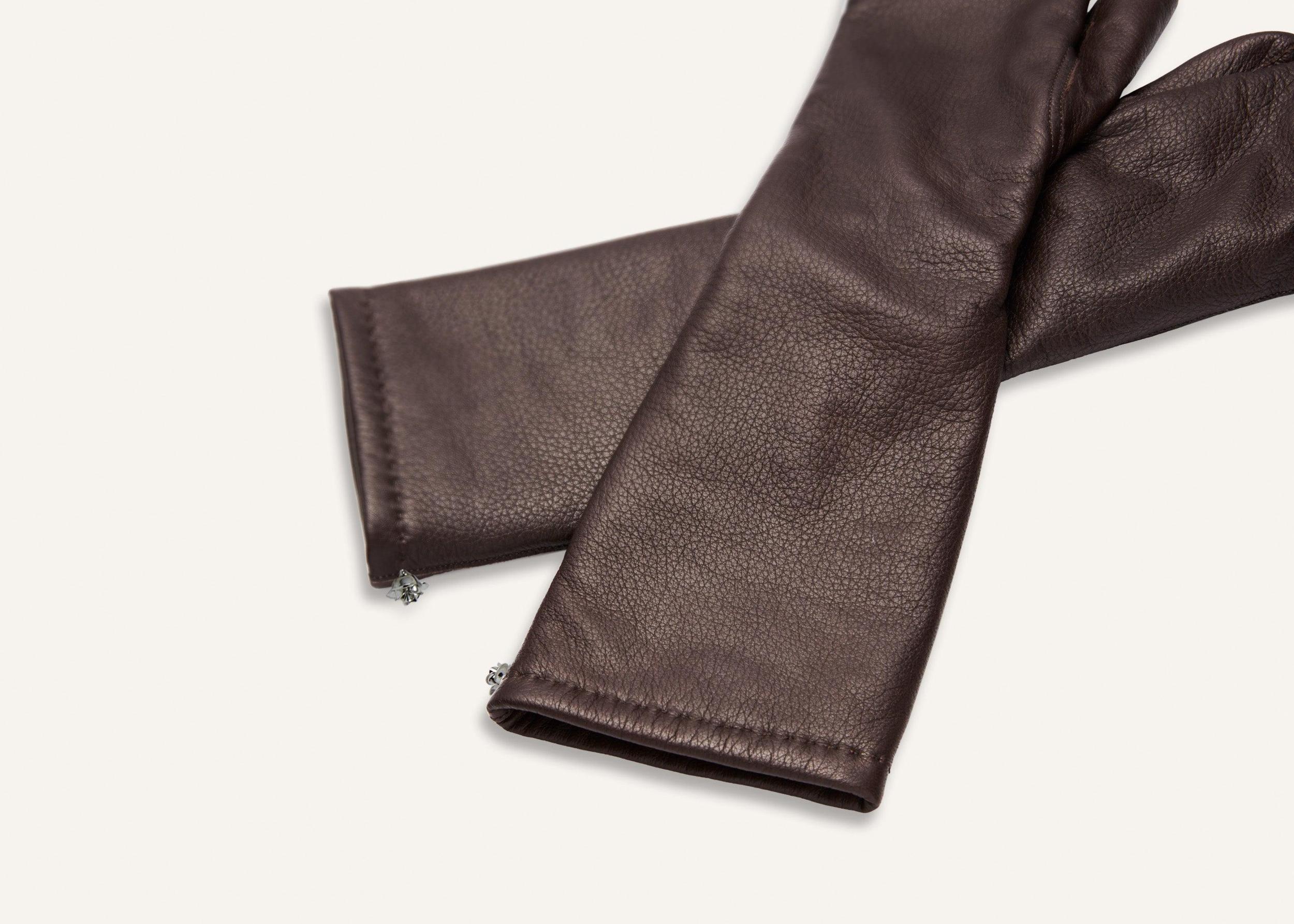 Leather gloves in brown Product Image