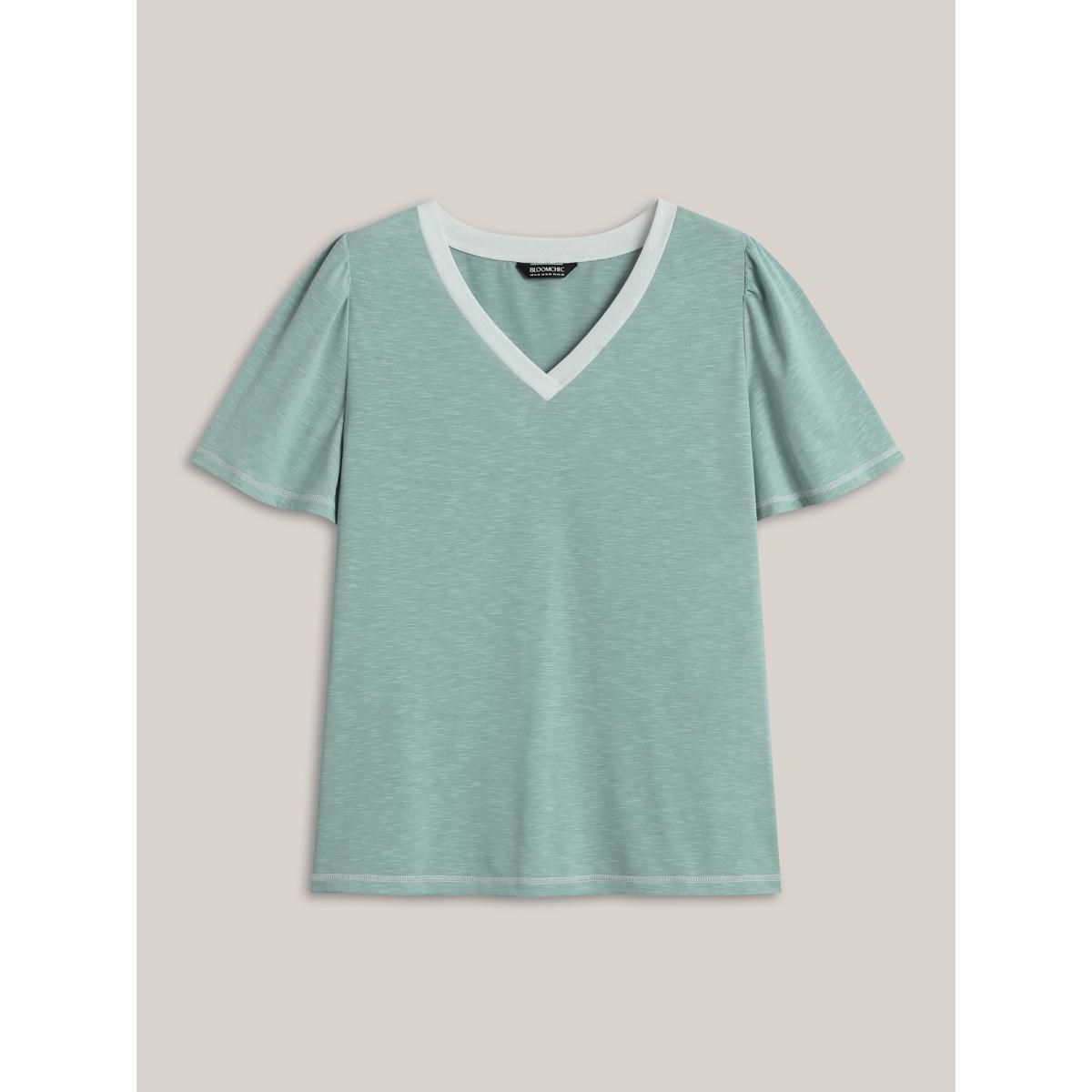 Plus Size Color Contrast Bamboo Textured T-Shirt Greenbean Women Gathered V-neck Everyday-Casual T-shirts BloomChic 10/M Product Image