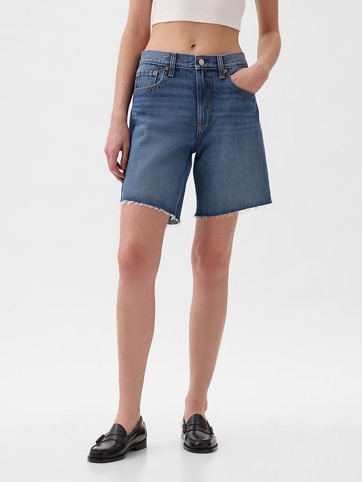 8" Mid Rise '90s Loose Denim Bermuda Shorts Product Image