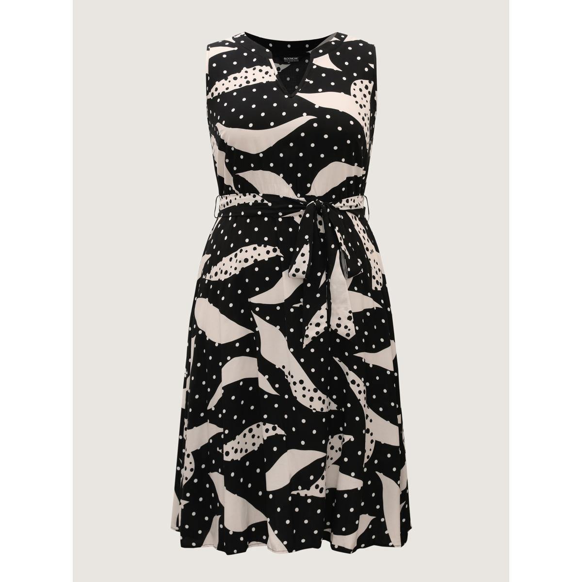 Plus Size Geometric Print Pleated Midi Dress BlackFlower Women Flat collar Sleeveless Curvy BloomChic 12/L Product Image