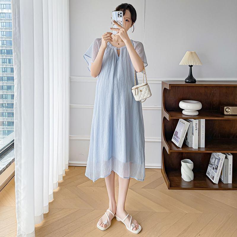Maternity Short-Sleeve Crewneck Plain Midi A-Line Dress Product Image