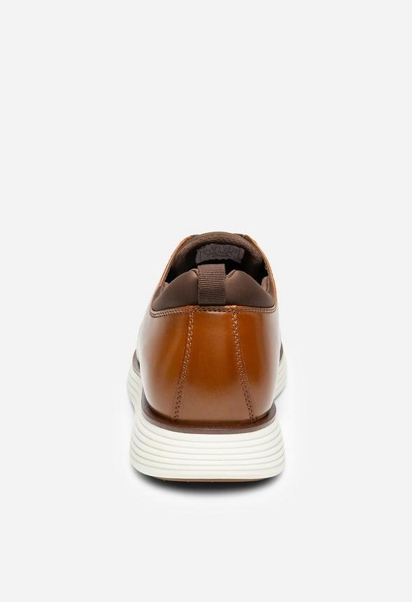 Men's MaxFlex Casual Oxford Dress Sneaker Product Image