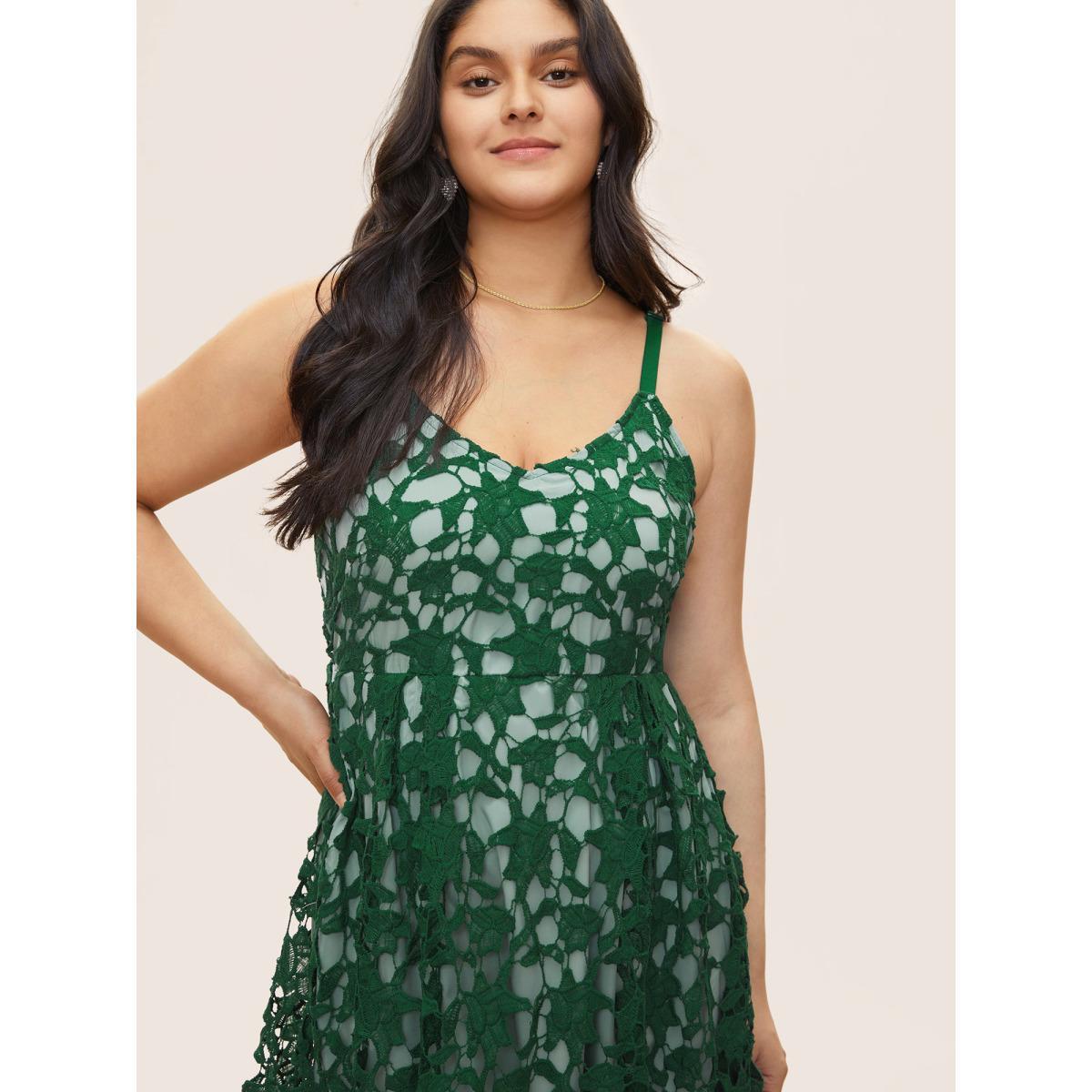 Plus Size Geometric Patchwork Cut Out Adjustable Straps Dress DarkGreen Women Cocktail Non V-neck Sleeveless Curvy Midi Dress BloomChic 26/4X Product Image