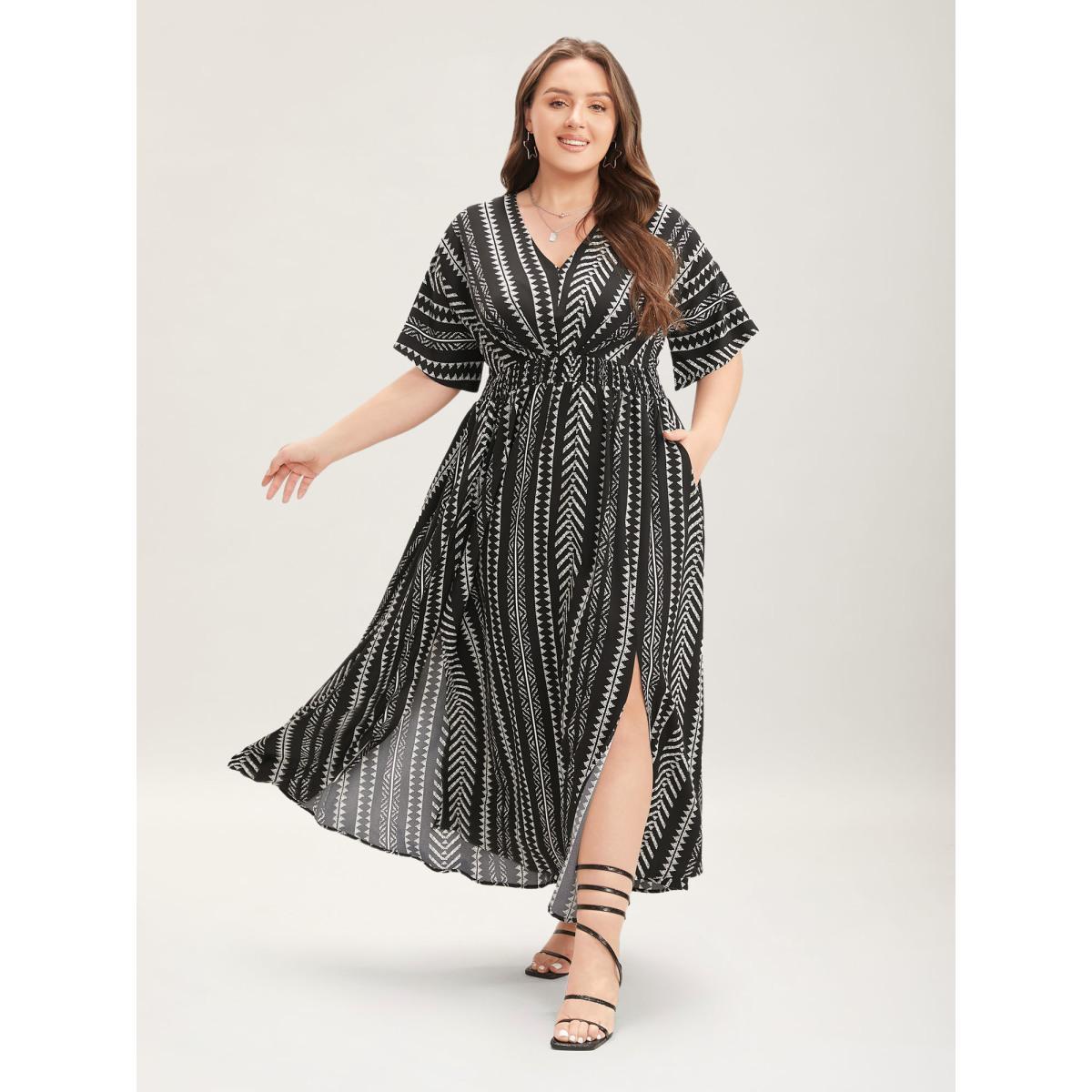 Plus Size Solid Geometric Dolman Sleeve Pocket Shirred Split Hem Dress Black Women Resort Non V-neck Half Sleeve Curvy Long Dress BloomChic 10/M Product Image