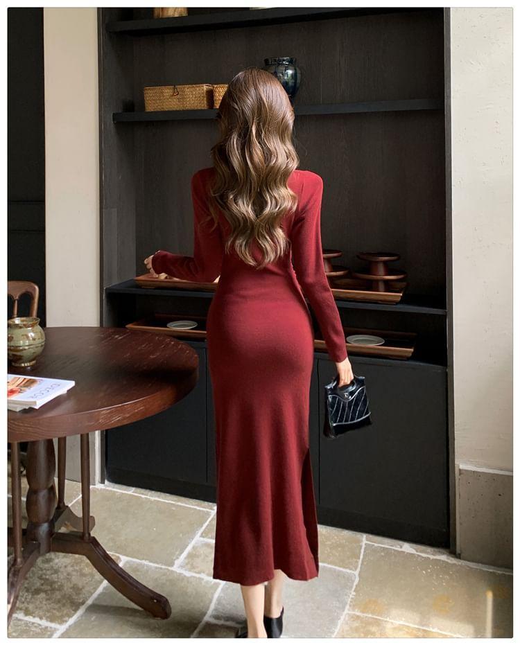 Long Sleeve V-Neck Plain Ruched Knit Midi Sheath Dress Product Image