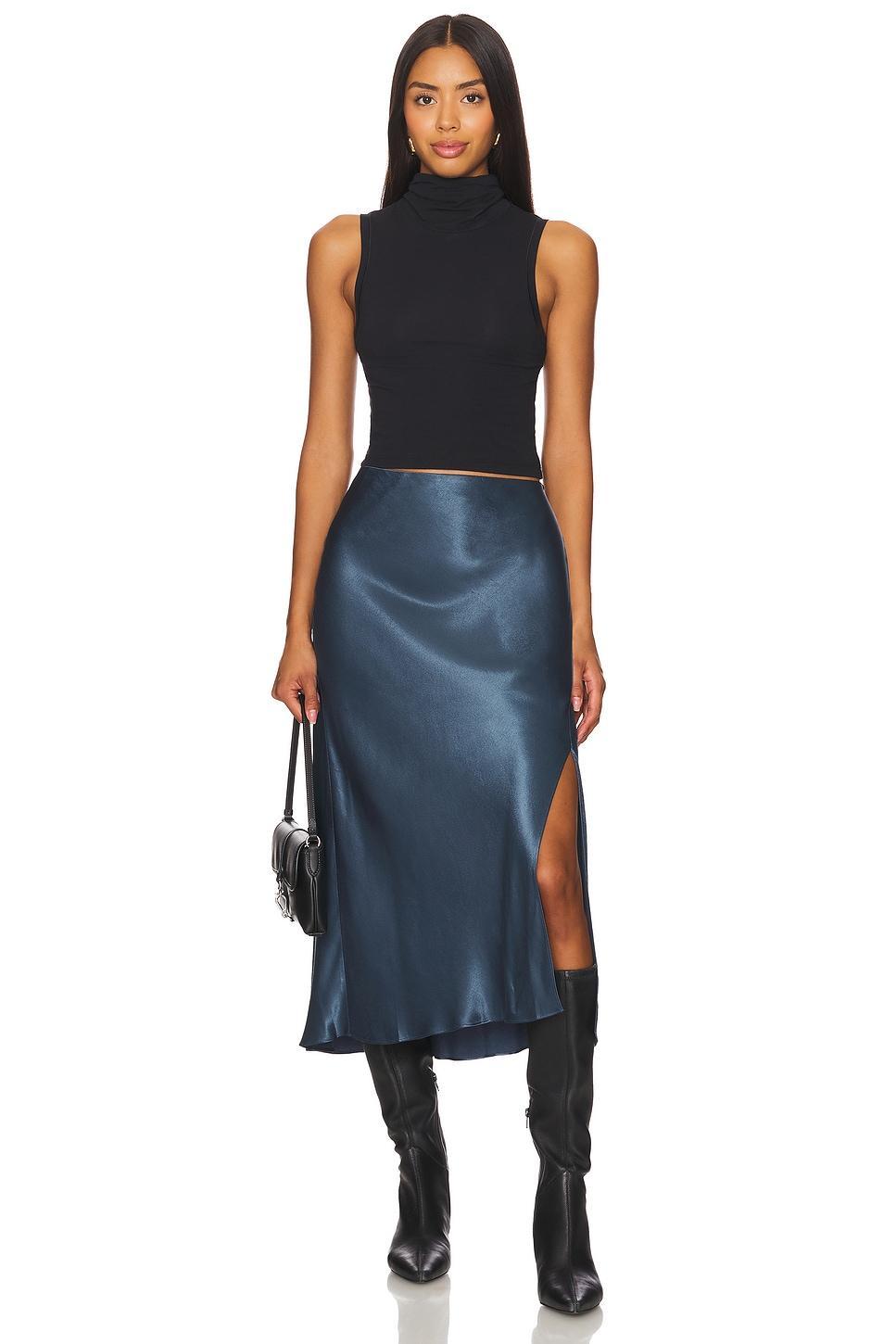 Maya Skirt Rails Product Image