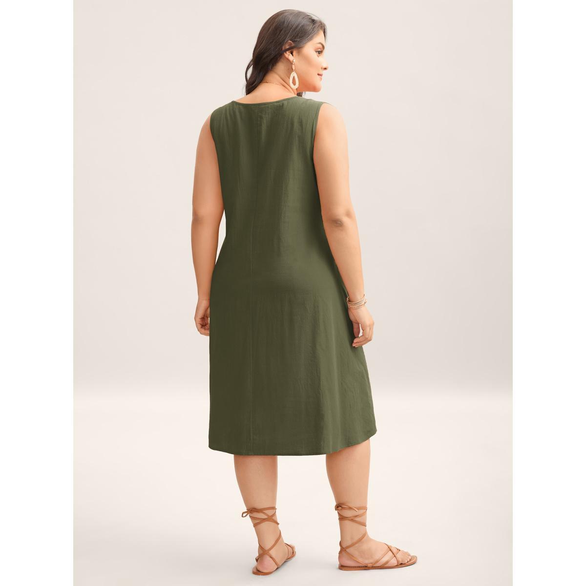 Plus Size Cotton Toothpick Pleat Plain Midi Dress Moss Women Notched collar Sleeveless Curvy BloomChic 14-16/1X Product Image