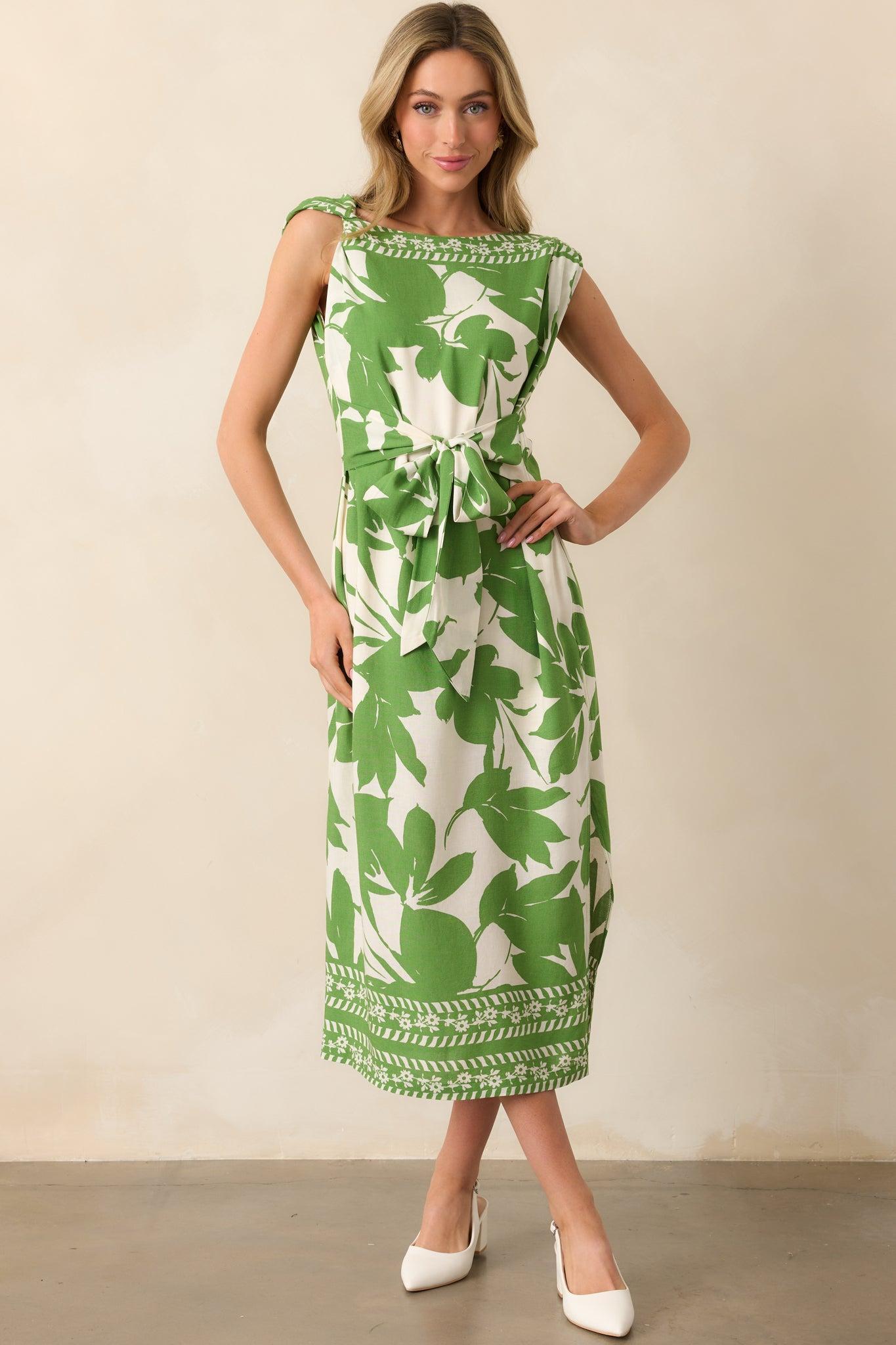 Refined Taste Green Floral Sleeveless Maxi Dress Product Image