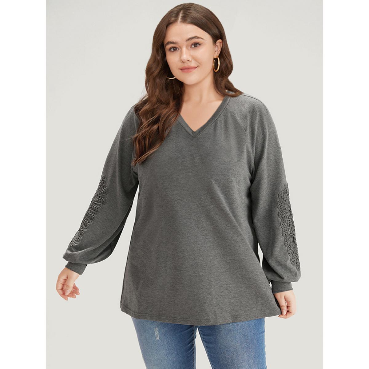 Plus Size Plain Guipure Lace V Neck Raglan Sleeve Sweatshirt Women Gray Elegant Plain V-neck Dailywear Sweatshirts BloomChic 18-20/2X Product Image