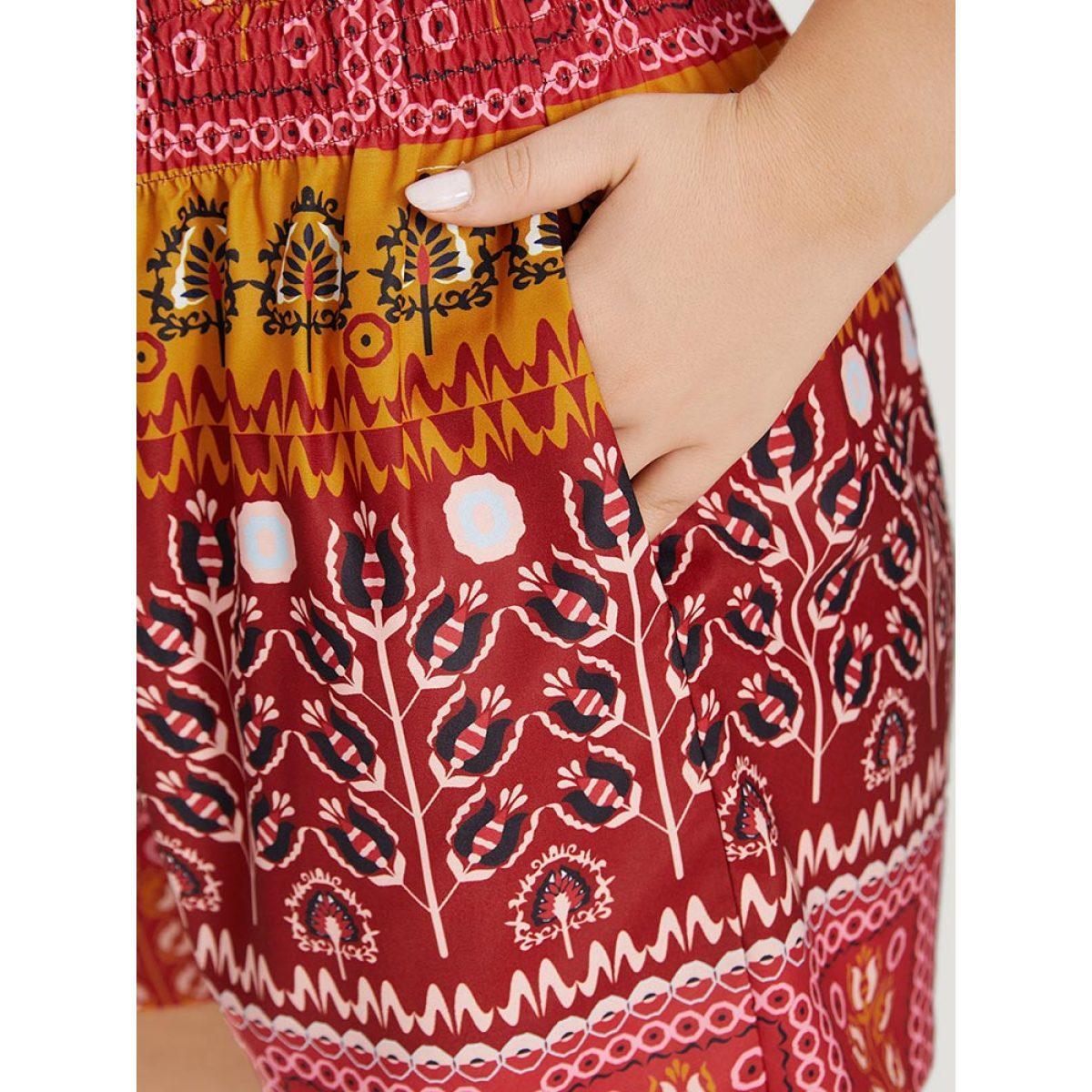 Plus Size Boho Print Pocket Elastic Waist Shorts Women Multicolor Vacation Shirred Dailywear Shorts BloomChic 28/5X Product Image