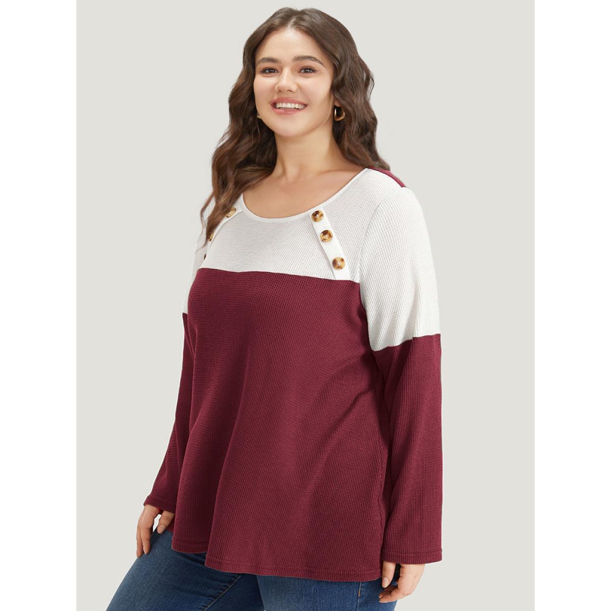 Plus Size Colorblock Contrast Button Detail Crew Neck T-shirt Indigo Women Casual Contrast Plain Round Neck Dailywear T-shirts BloomChic 14-16/1X Product Image