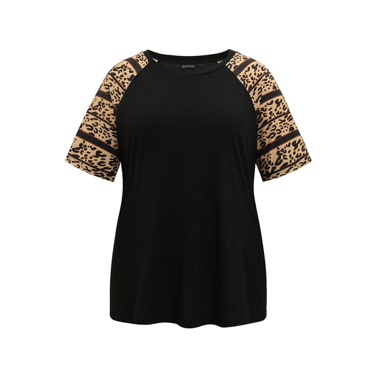 Plus Size Leopard Print Contrast Raglan Sleeve T-shirt Black Women Casual Contrast Leopard Round Neck Dailywear T-shirts BloomChic 30/6X Product Image