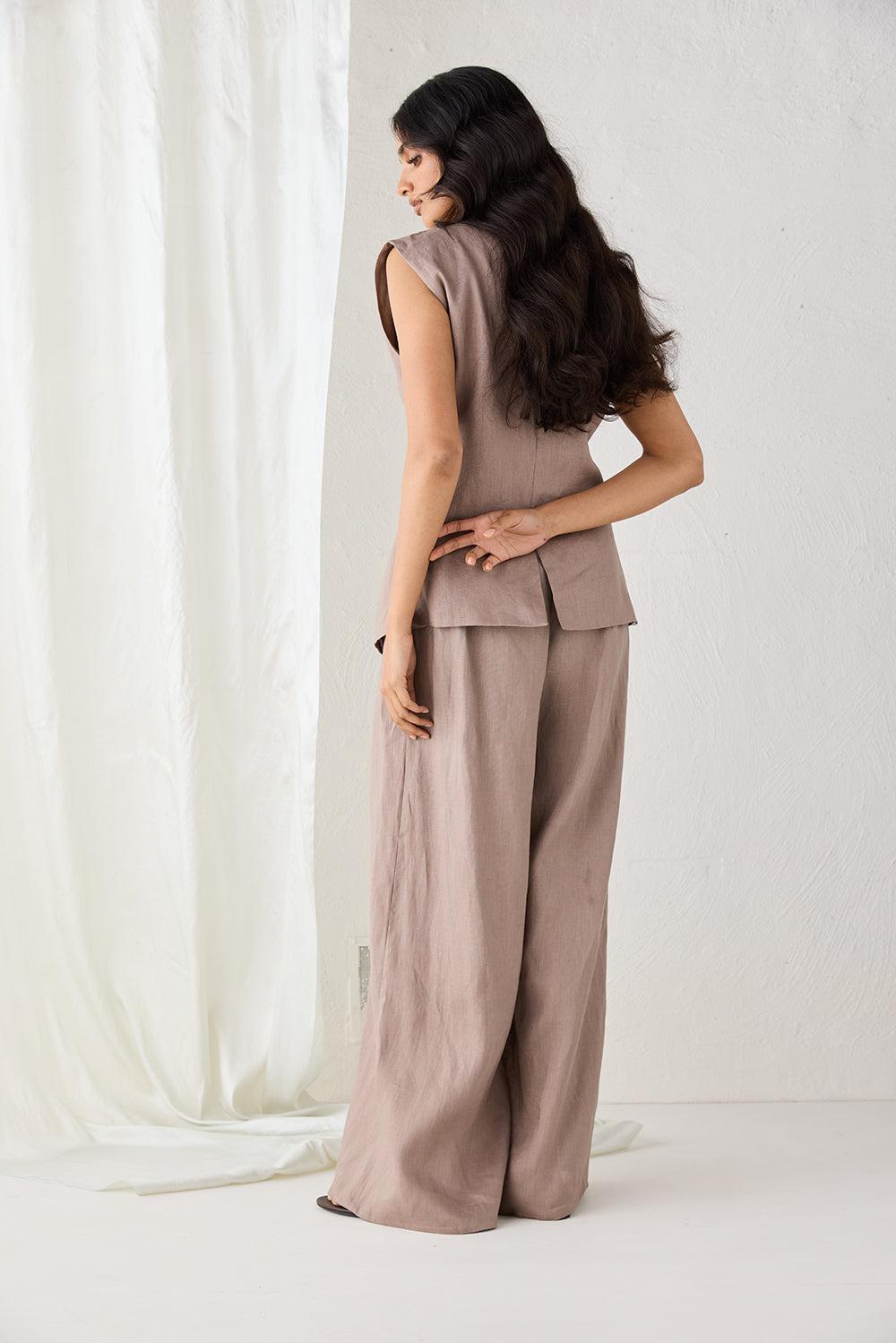 Aria Vest Mushroom Product Image