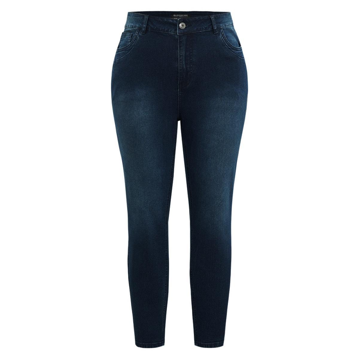 Plus Size Pleated Detail Pocket Skinny Dark Wash Jeans Women Indigo Casual Plain Plain High stretch Pocket Jeans BloomChic 26/4X Product Image