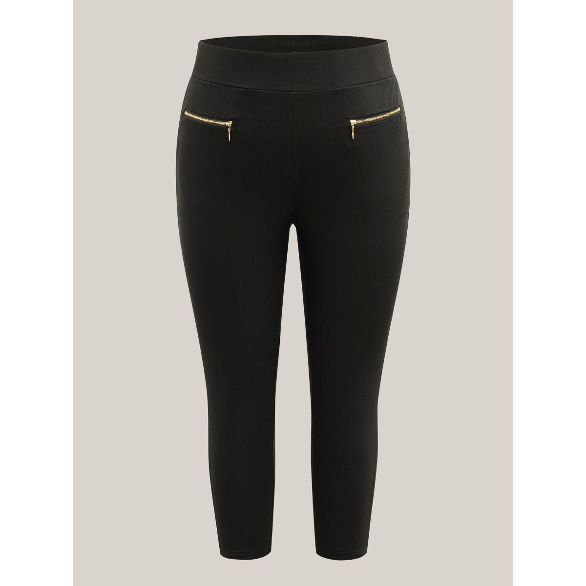 Plus Size Pull-On Skinny-Fit Pockets Pants Women Black At the Office Skinny Mid Rise Work Pants BloomChic 26/4X Product Image