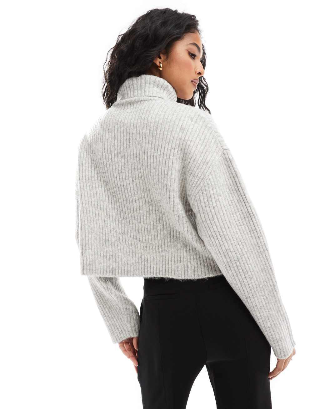 ONLY roll neck sweater in light gray melange Product Image