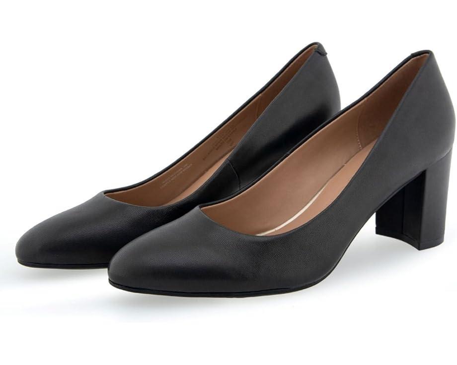 Taylor Block Heel Dress Shoes Product Image