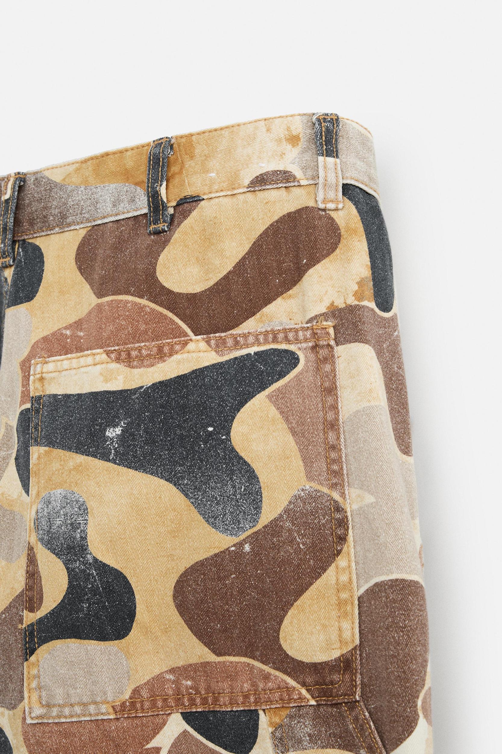 PRINTED CARPENTER PANTS Product Image