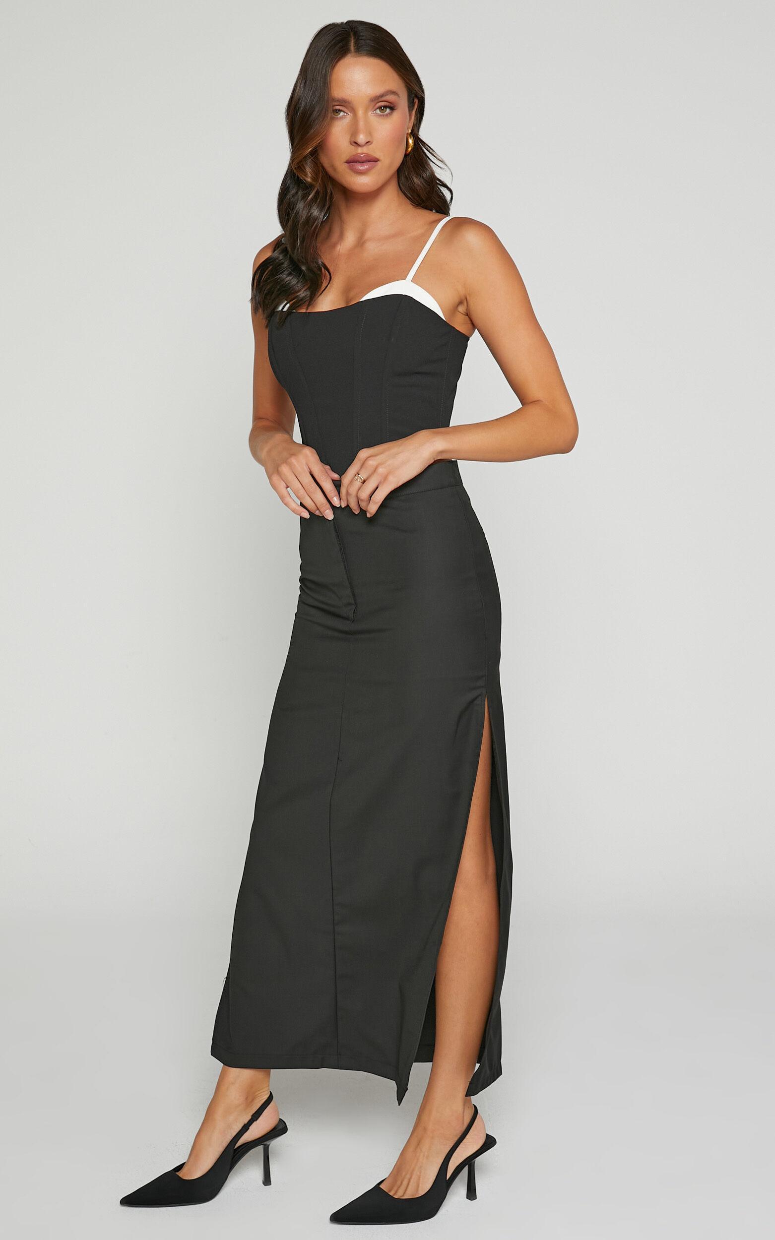 Lioness - Minimalist Midi Skirt in Onyx Product Image