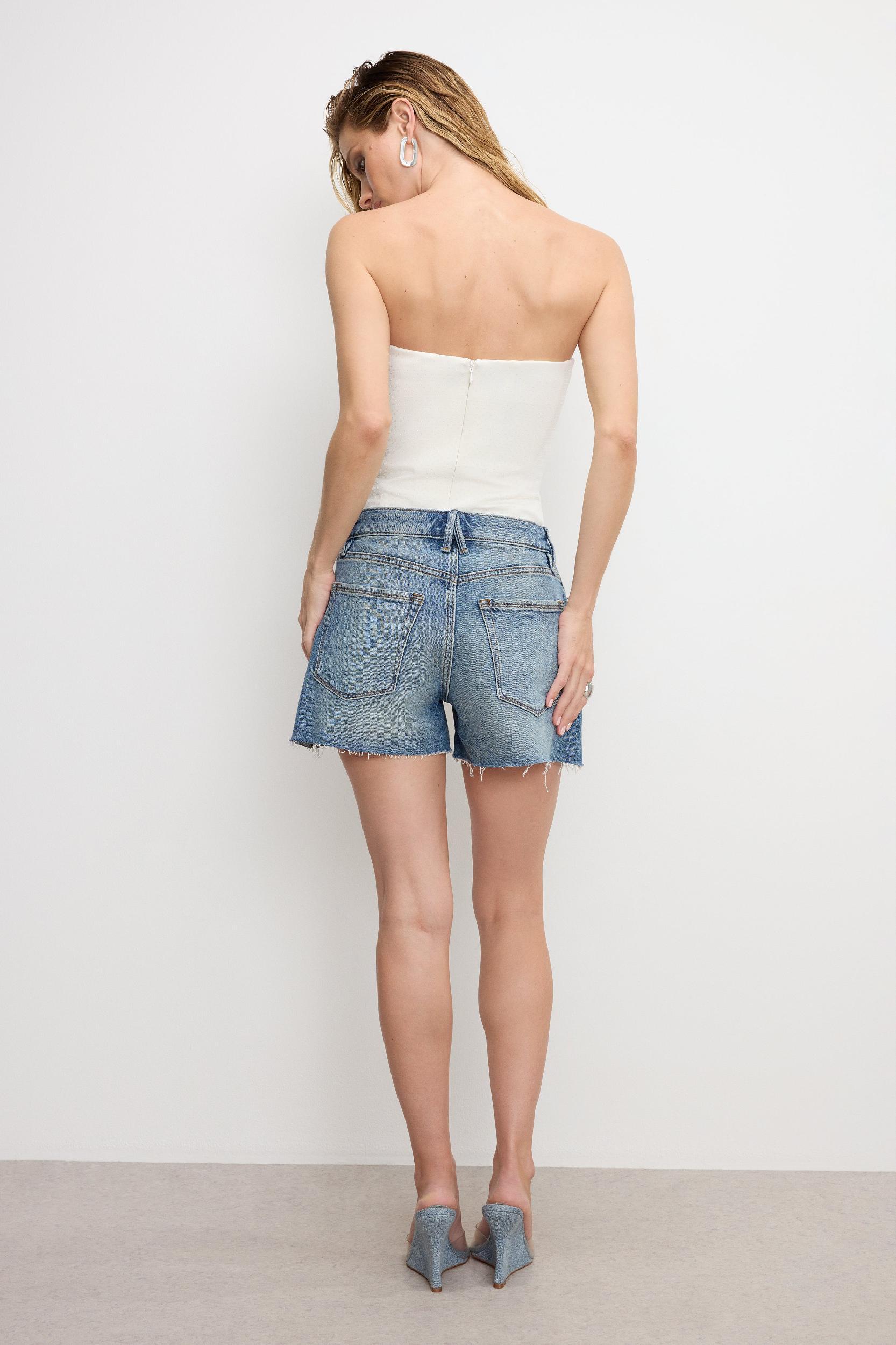 GOOD GIRLFRIEND SHORTS | INDIGO804 Product Image