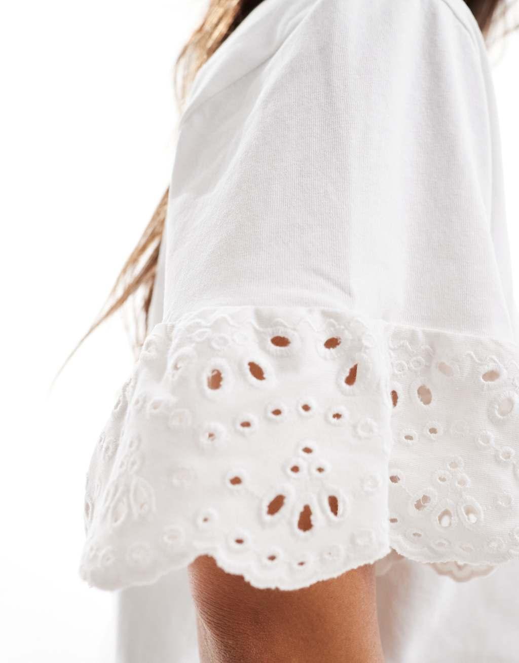 Object eyelet sleeve boxy fit t-shirt in cream Product Image