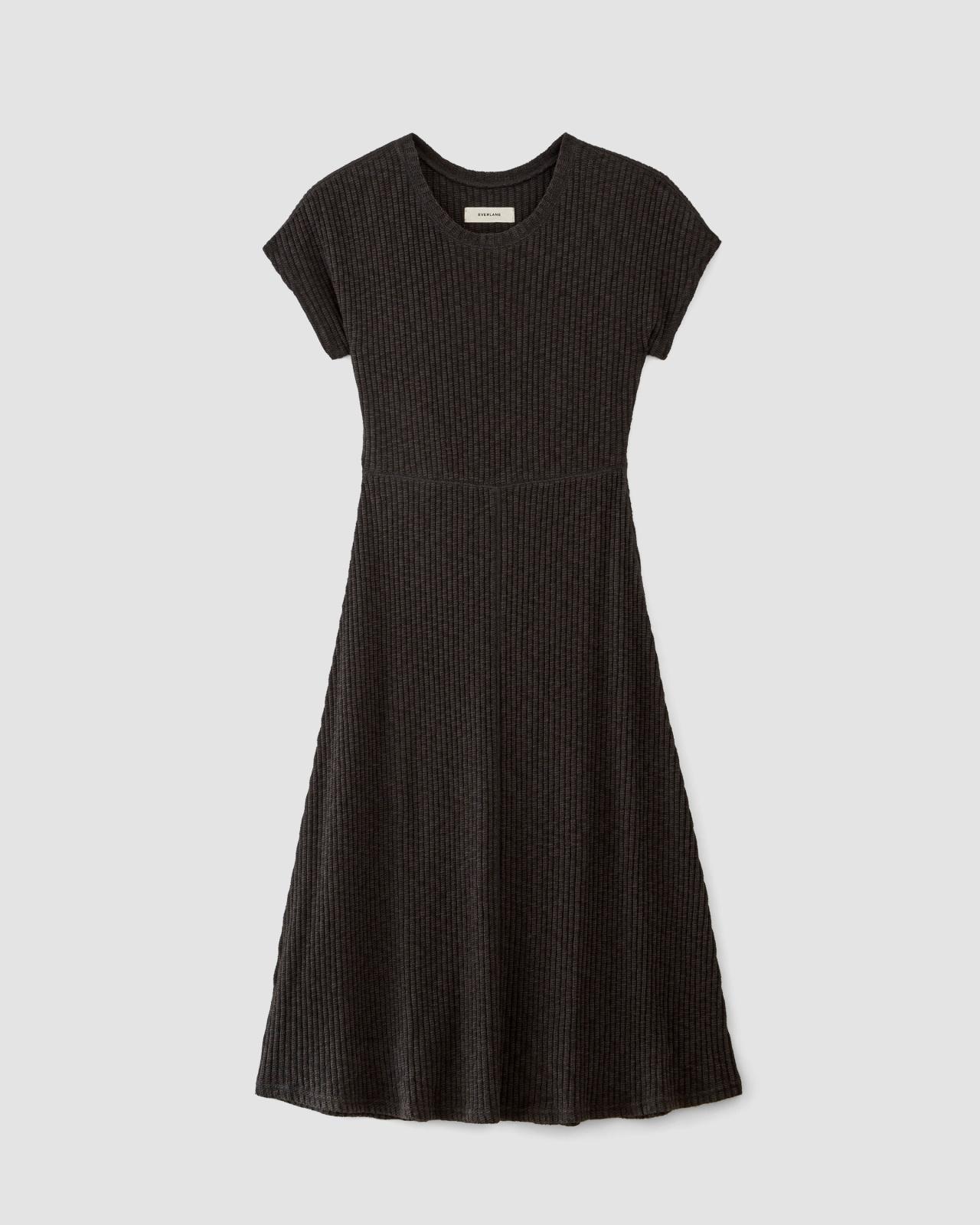 The Rib-Knit Cap-Sleeve Midi Dress Product Image
