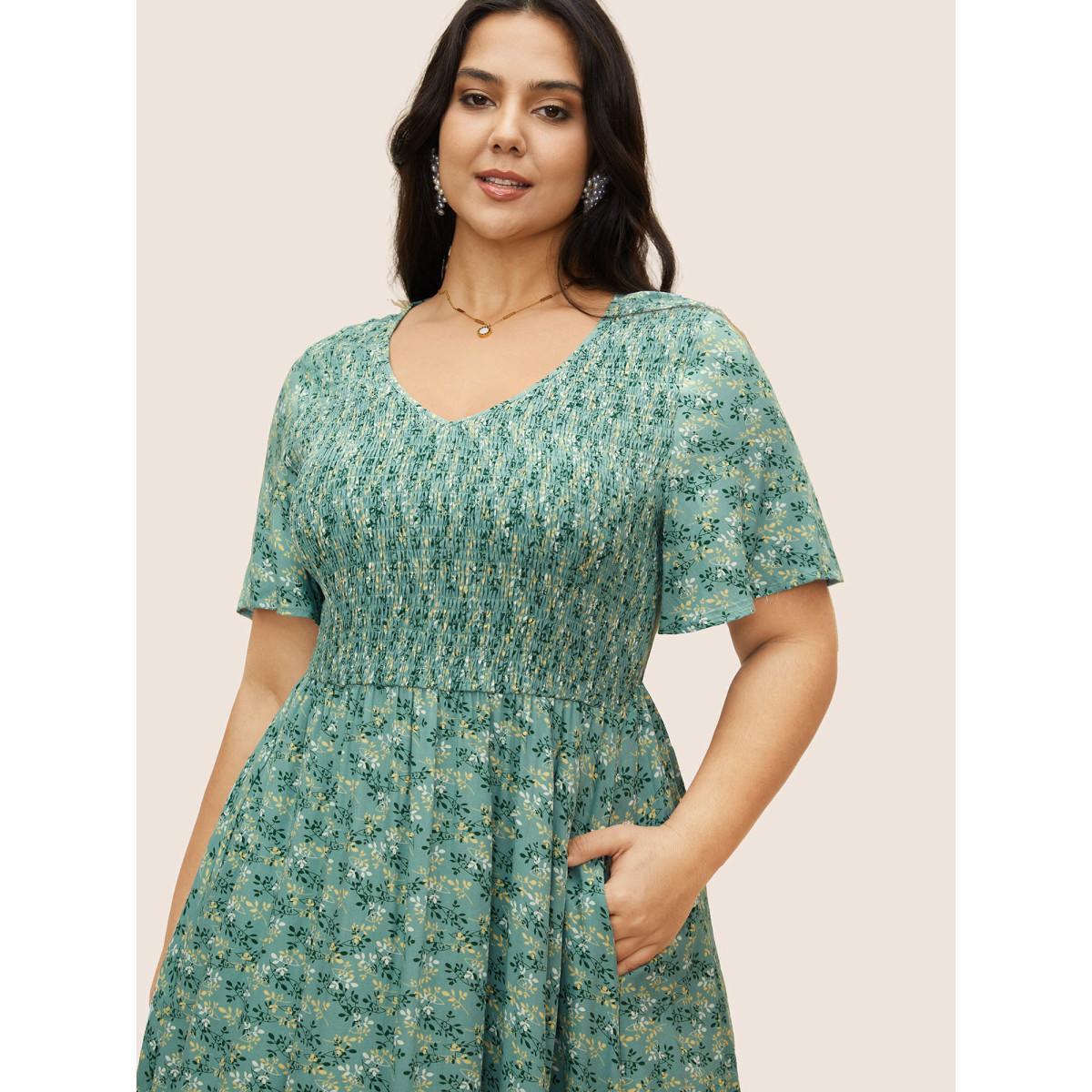 Plus Size Rayon Ditsy Floral V Neck Shirred Dress Mint Women Elegant Shirred V-neck Short sleeve Curvy BloomChic 22-24/3X Product Image