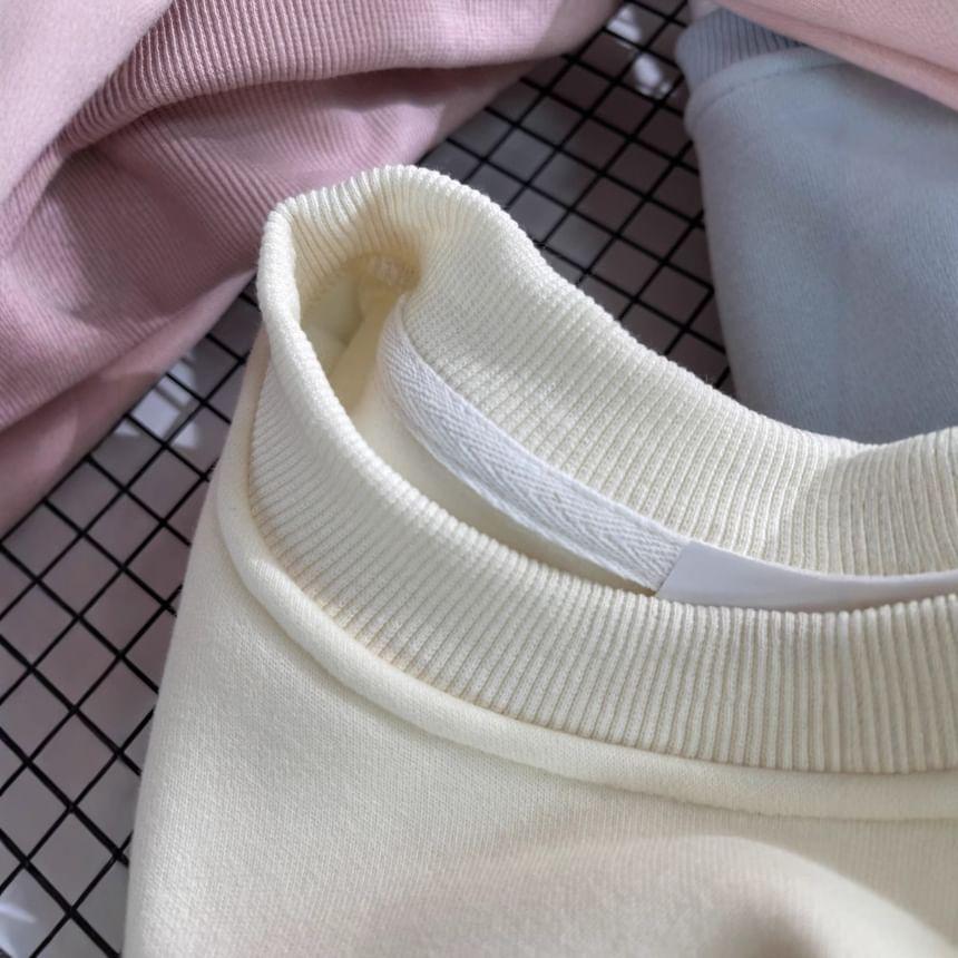 Crew Neck Lettering Oversized Pullover Product Image