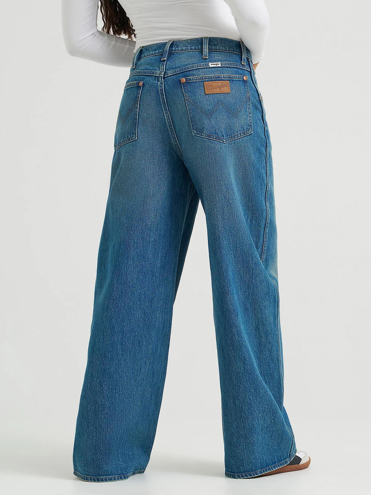 Women's Low Rise Super Baggy Jean | Women's JEANS | Wrangler® Product Image