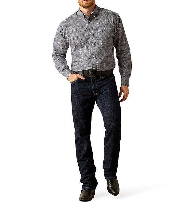 Ariat Classic-Fit Douglass Wrinkle-Free Solid Long Sleeve Woven Shirt Product Image