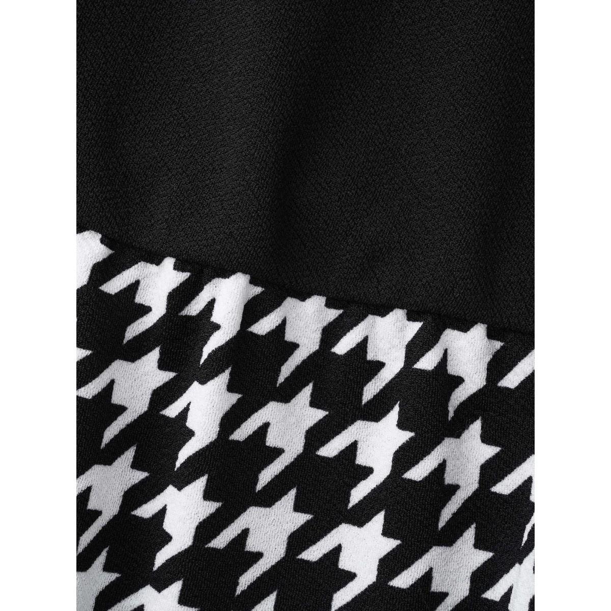 Plus Size Houndstooth Patchwork Elastic Waist Dress Black Women At the Office Patchwork Round Neck Long Sleeve Curvy BloomChic 22-24/3X Product Image