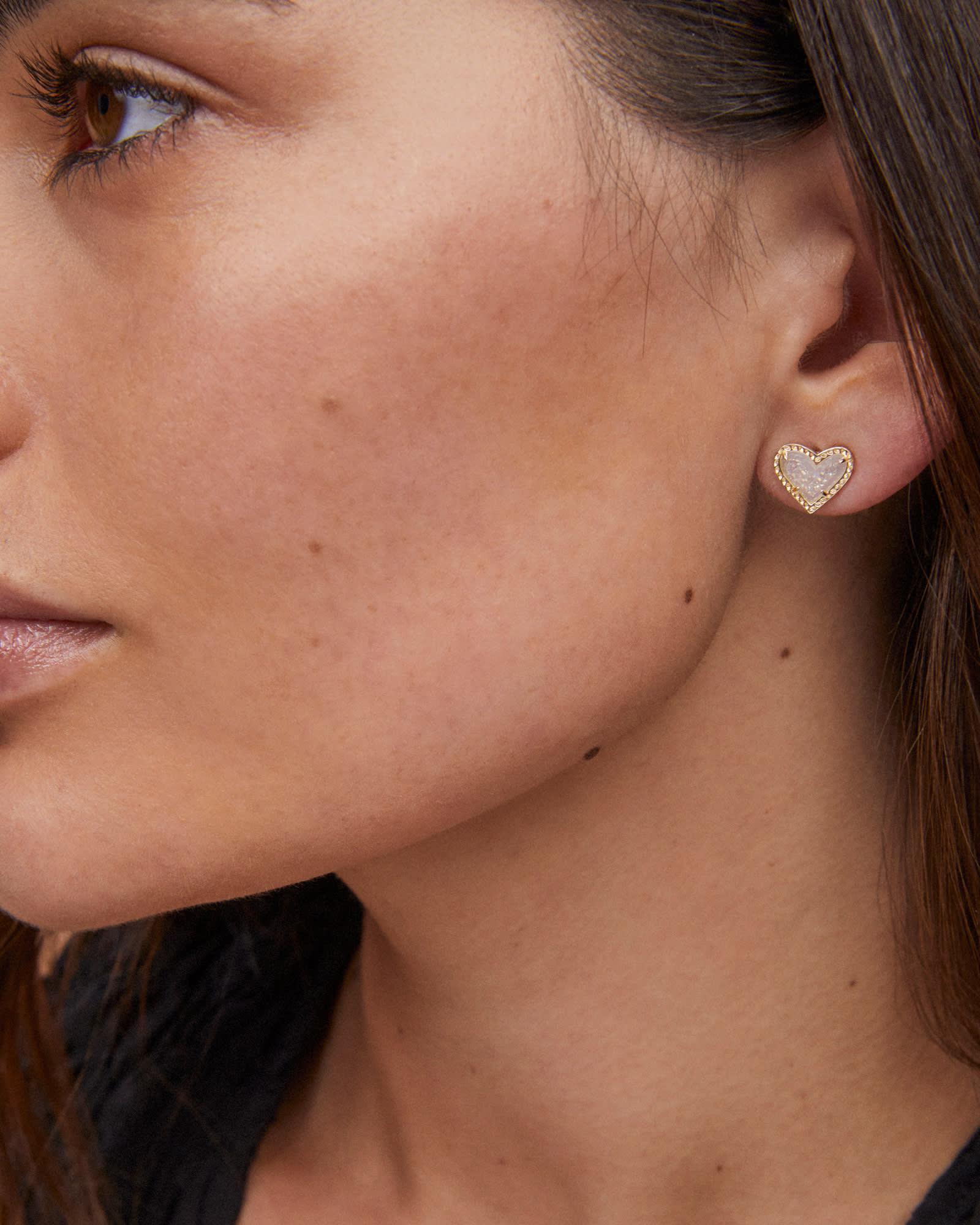 Kendra Scott Ari Heart Stud Earrings Product Image