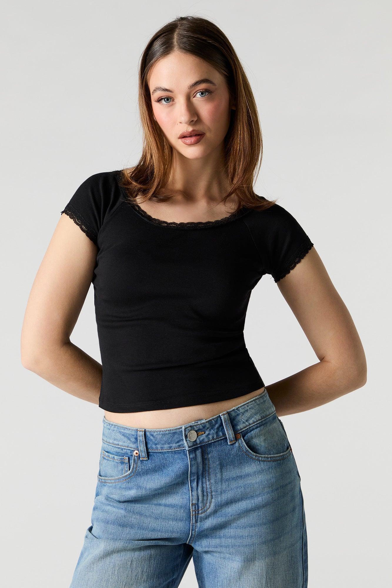 Scoop Neck Lace Trim T-Shirt Female Product Image