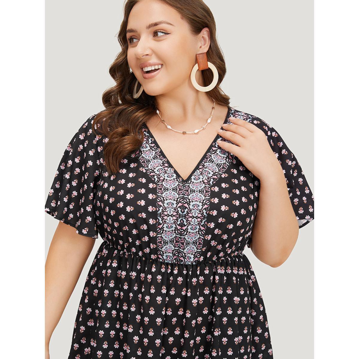 Plus Size Boho Print Contrast Gathered Pocket Ruffles Dress BlackFlower Women Vacation V-neck Short sleeve Curvy Midi Dress BloomChic 18-20/2X Product Image