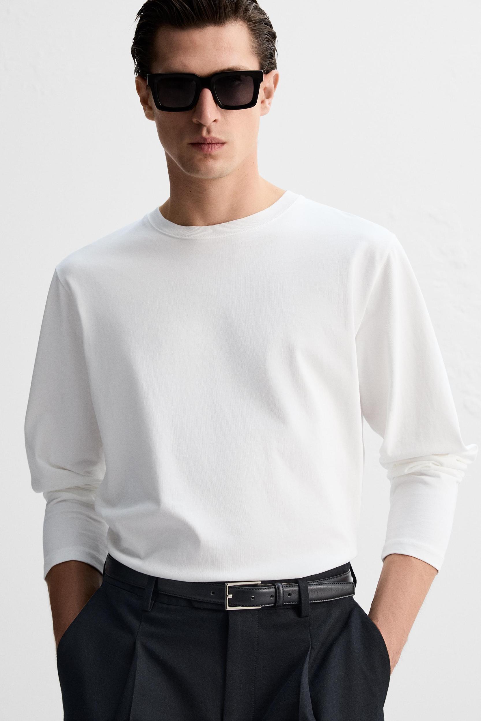 LONG SLEEVE HEAVYWEIGHT T-SHIRT Product Image