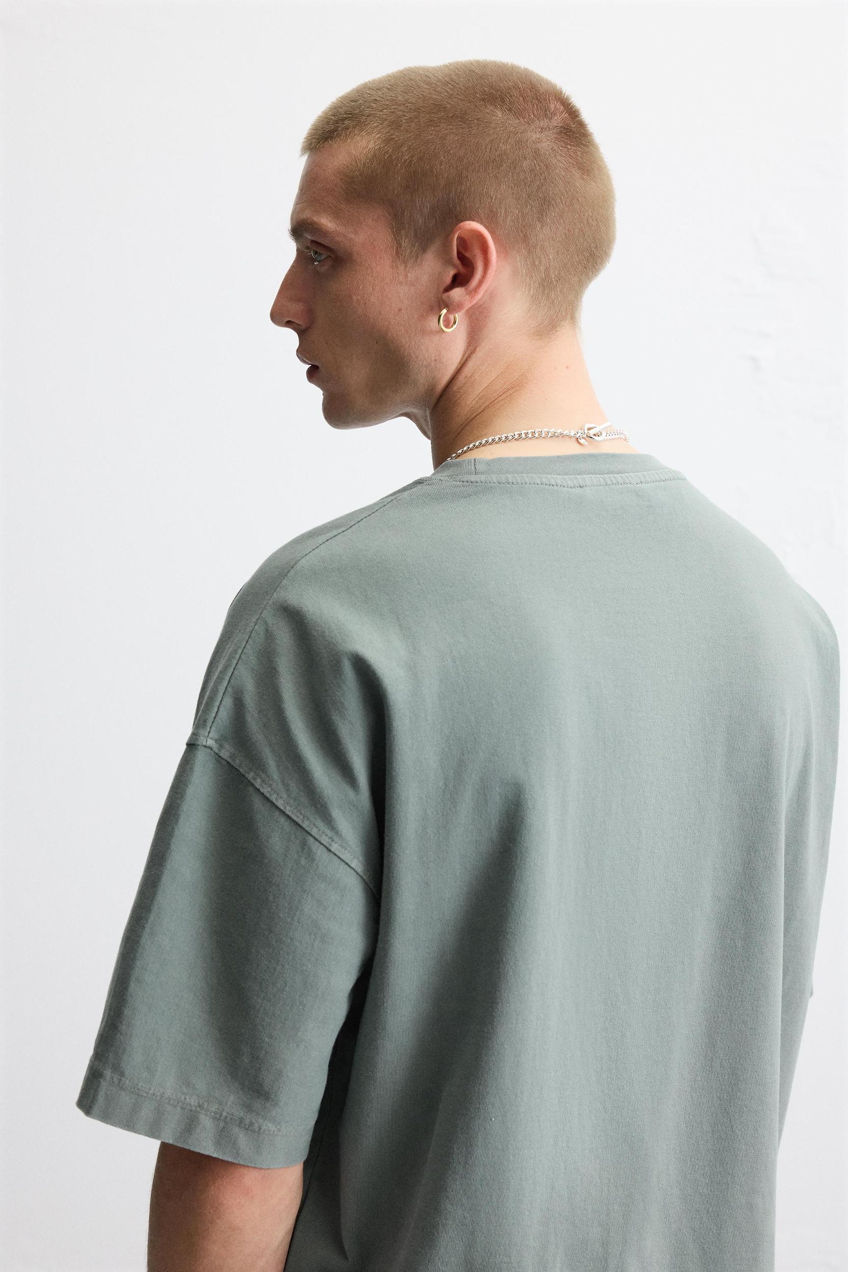 BASIC BOXY FIT T-SHIRT Product Image